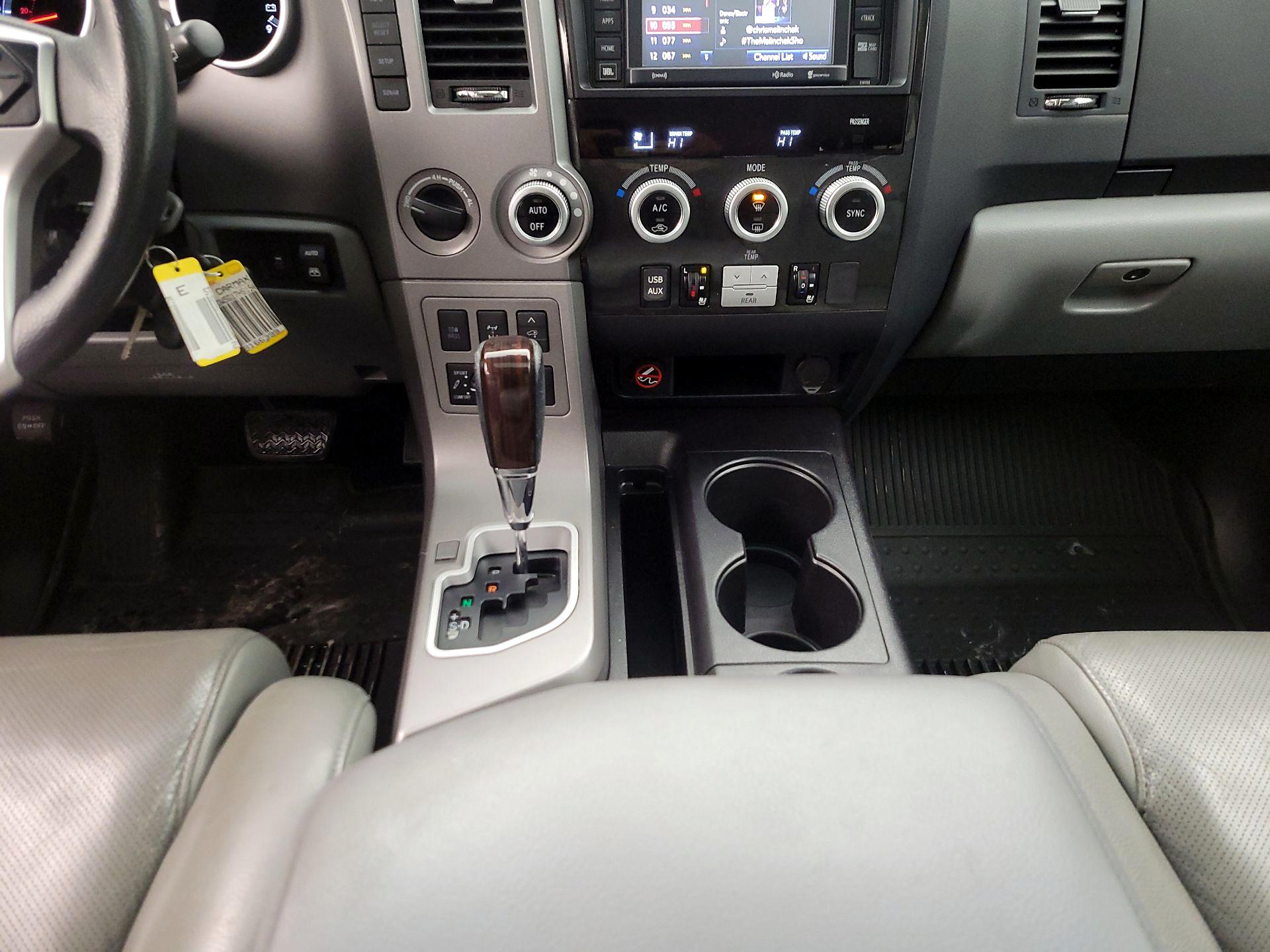 Thumbnail: 2017 Toyota Sequoia - 17