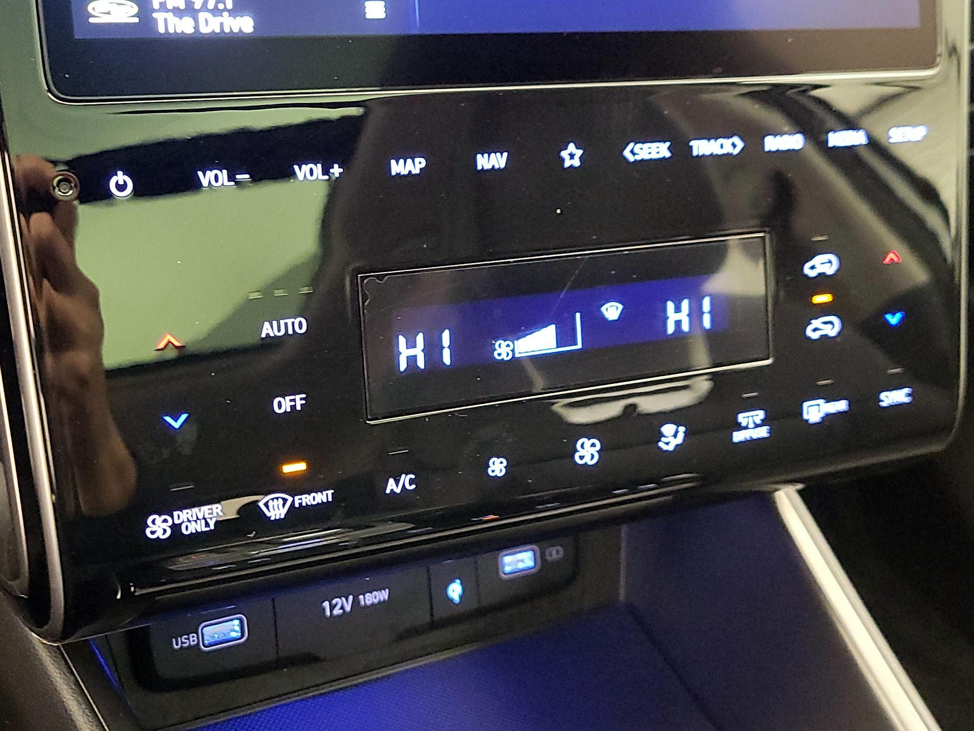 Thumbnail: 2023 Hyundai Tucson - 16