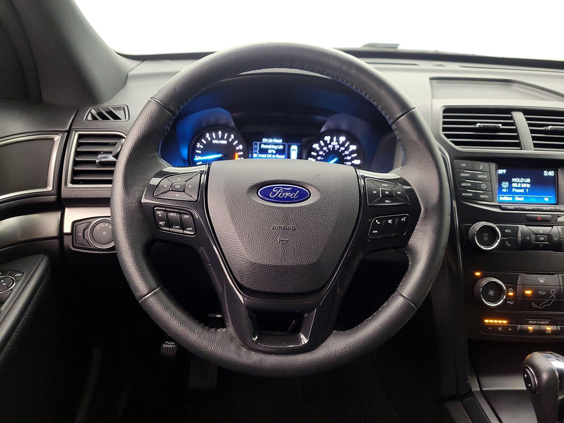 Thumbnail: 2019 Ford Explorer - 10