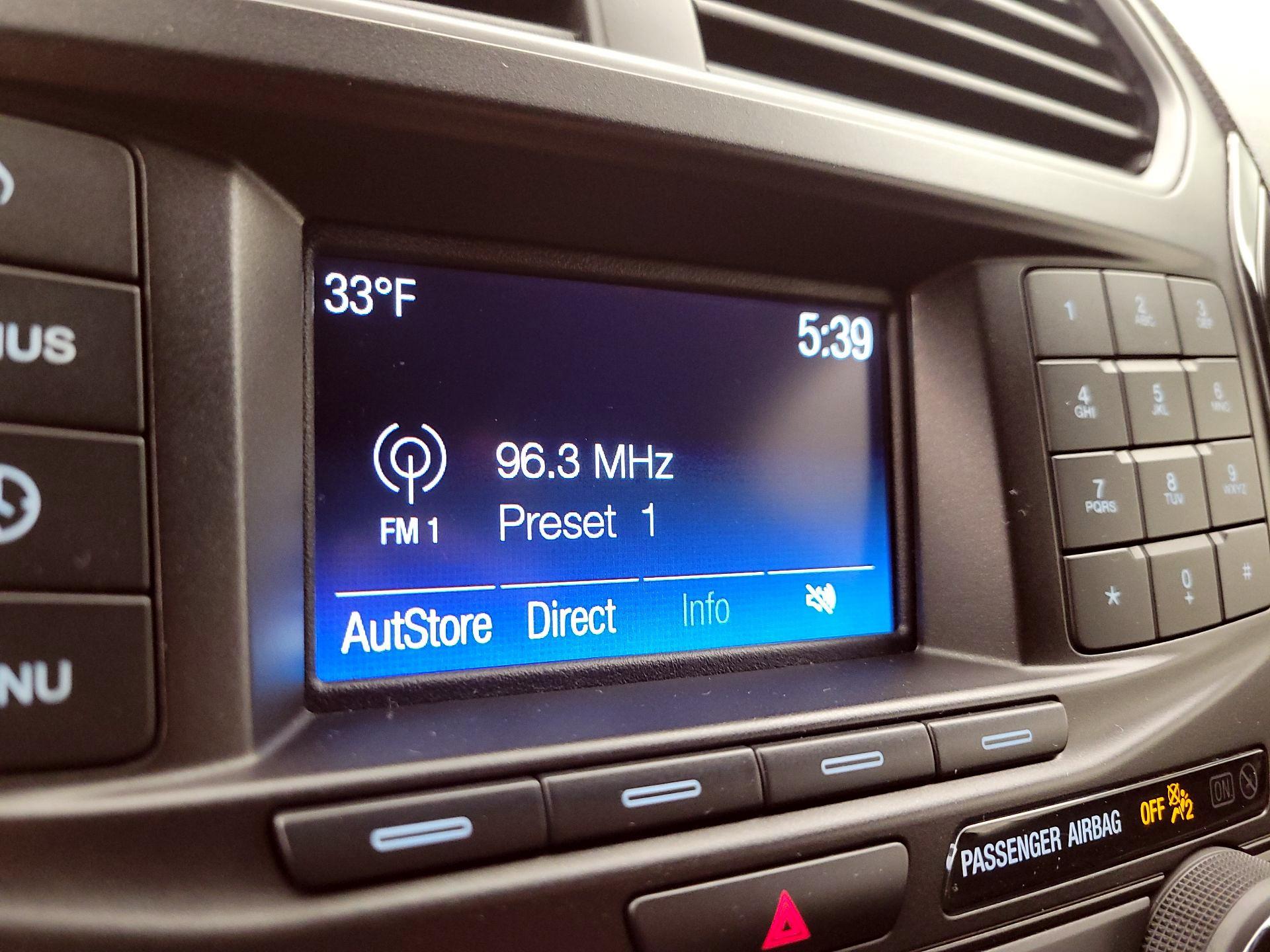 Thumbnail: 2019 Ford Explorer - 15