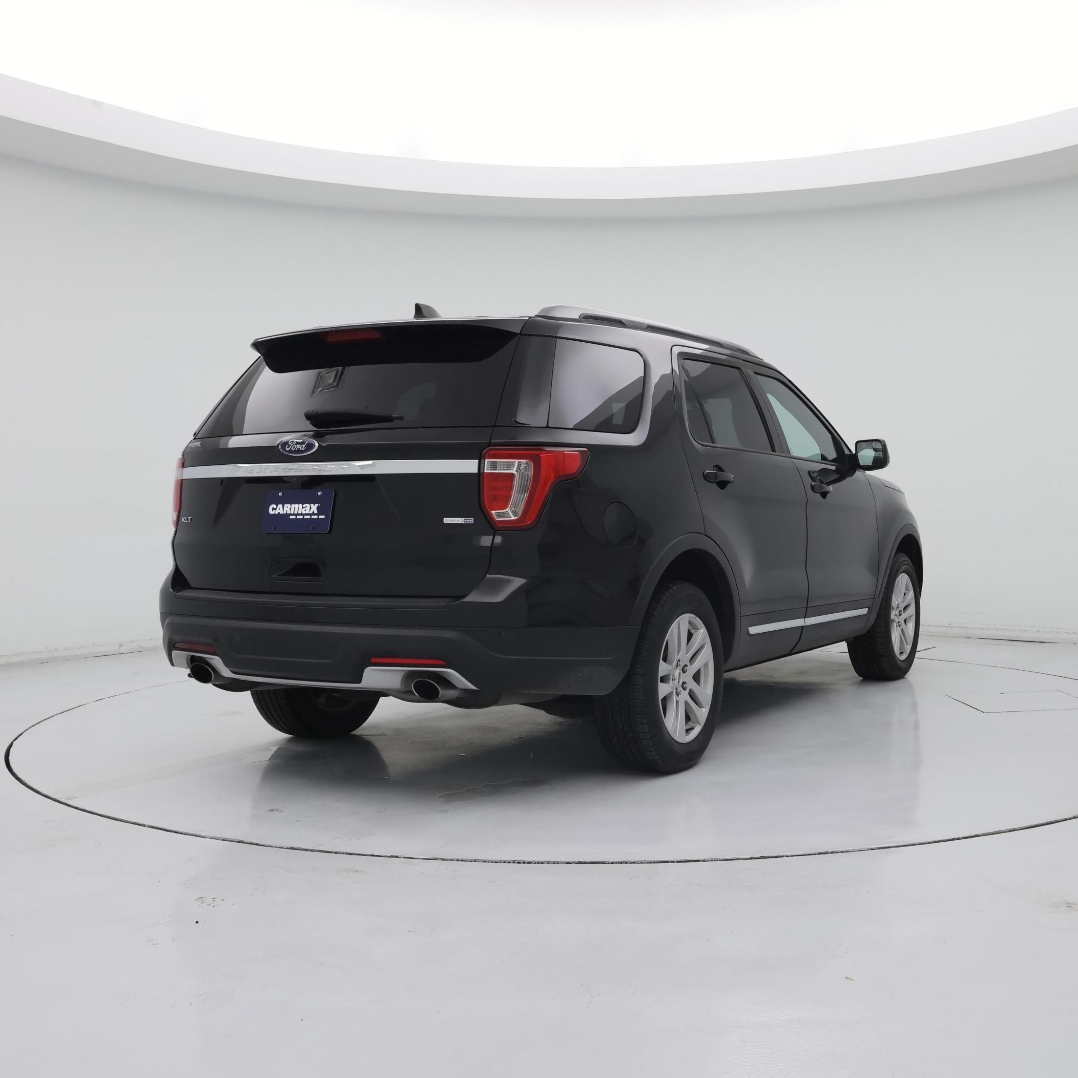 Thumbnail: 2019 Ford Explorer - 8