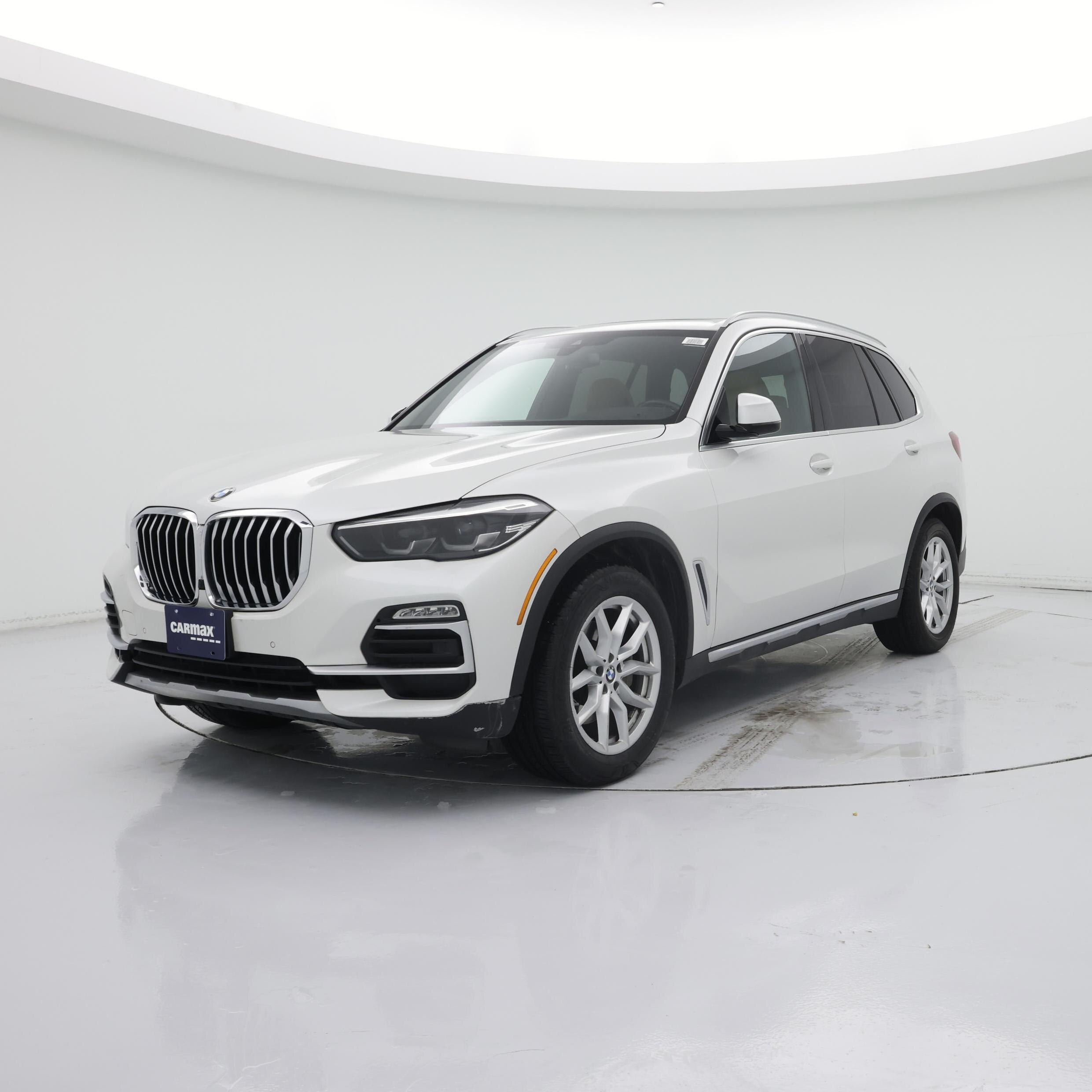 Thumbnail: 2021 BMW X5 - 4
