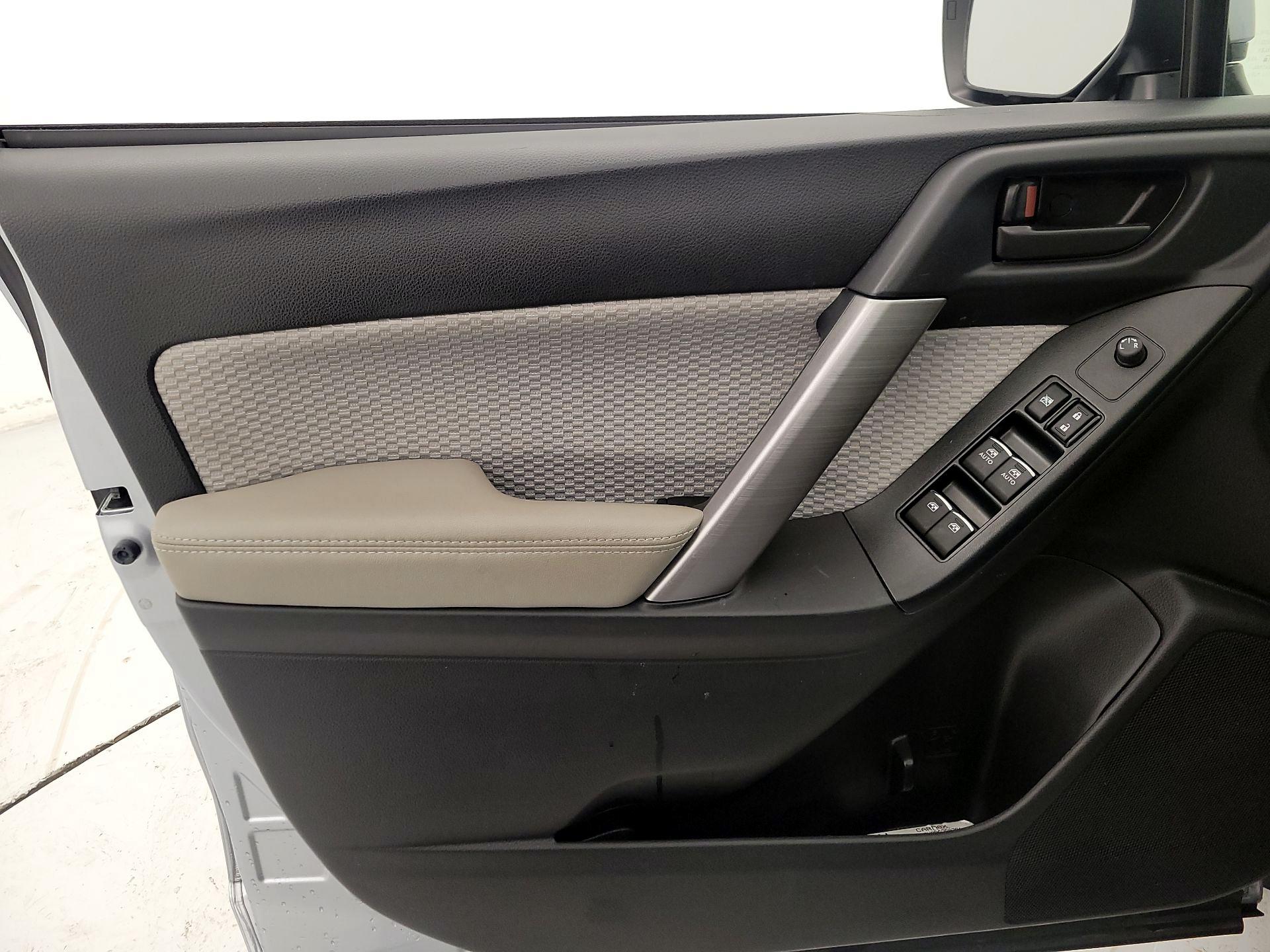 Thumbnail: 2018 Subaru Forester - 12