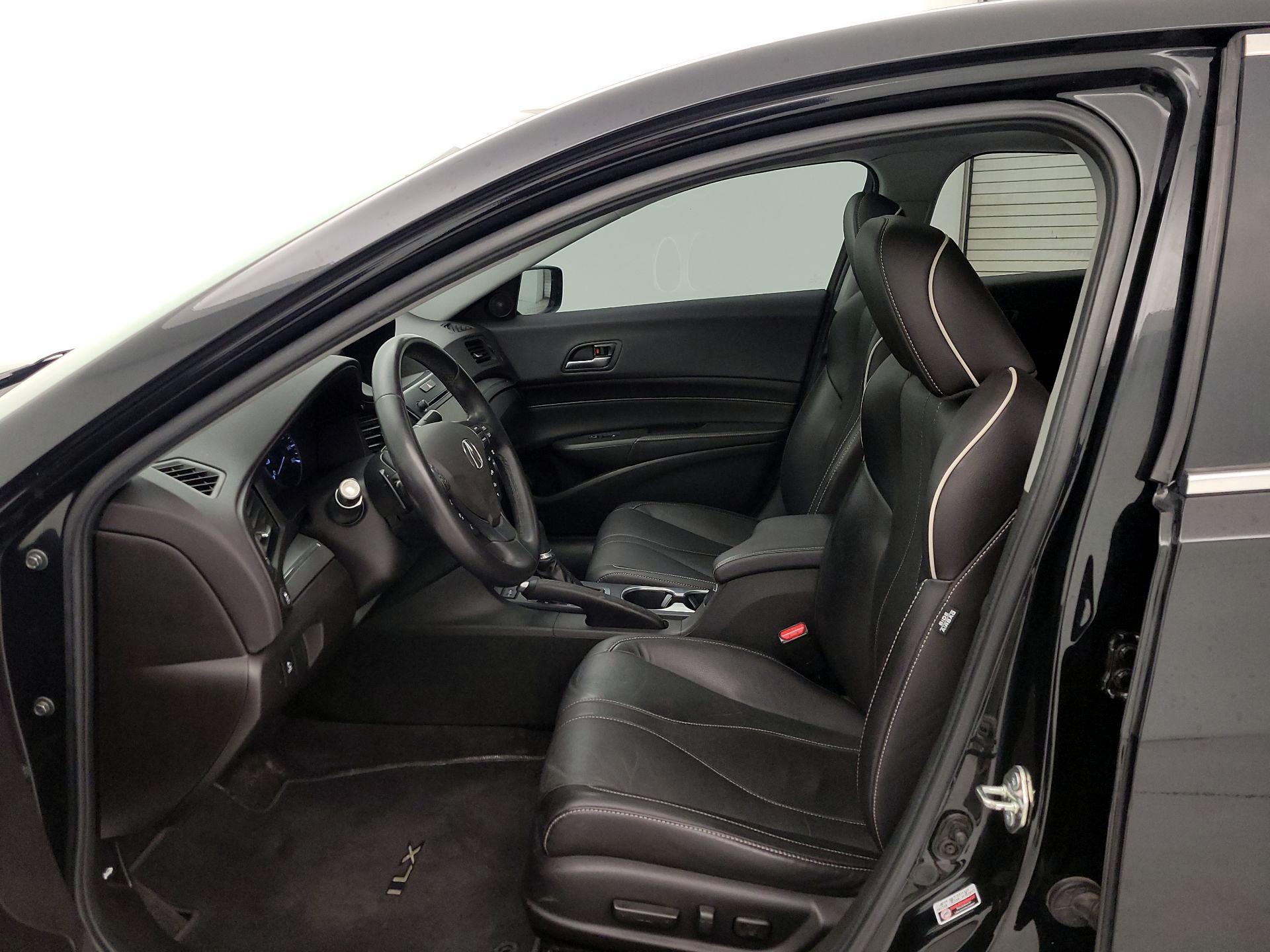 Thumbnail: 2020 Acura ILX - 11