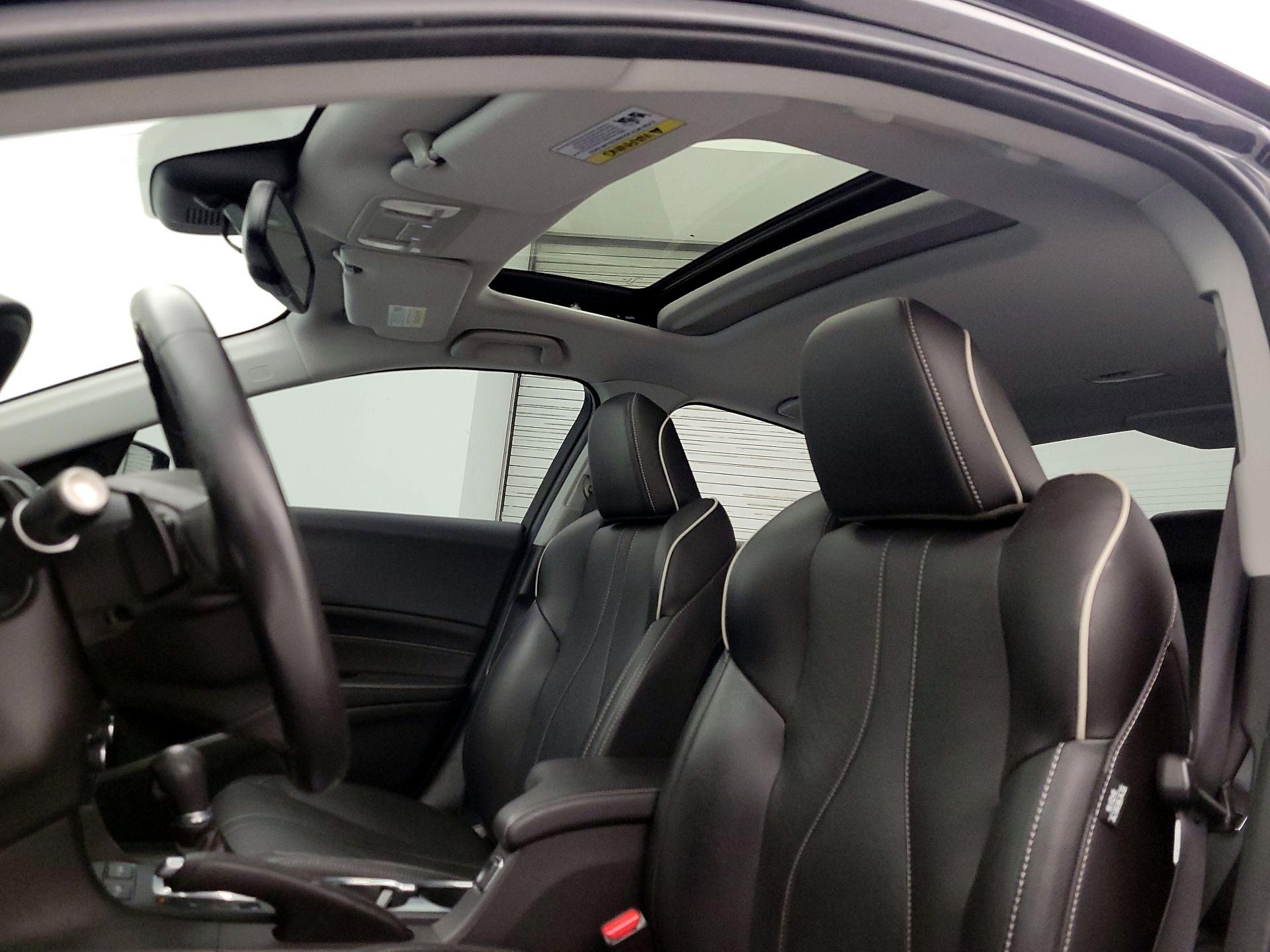 Thumbnail: 2020 Acura ILX - 19