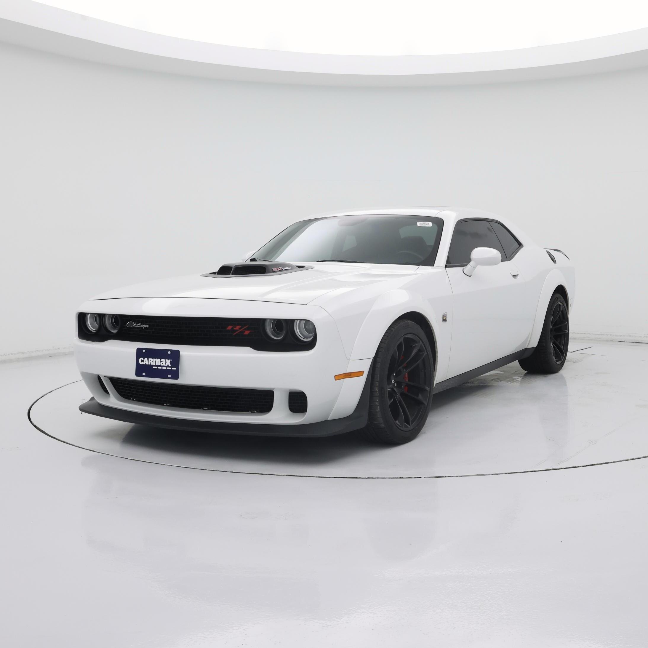 Thumbnail: 2021 Dodge Challenger - 4