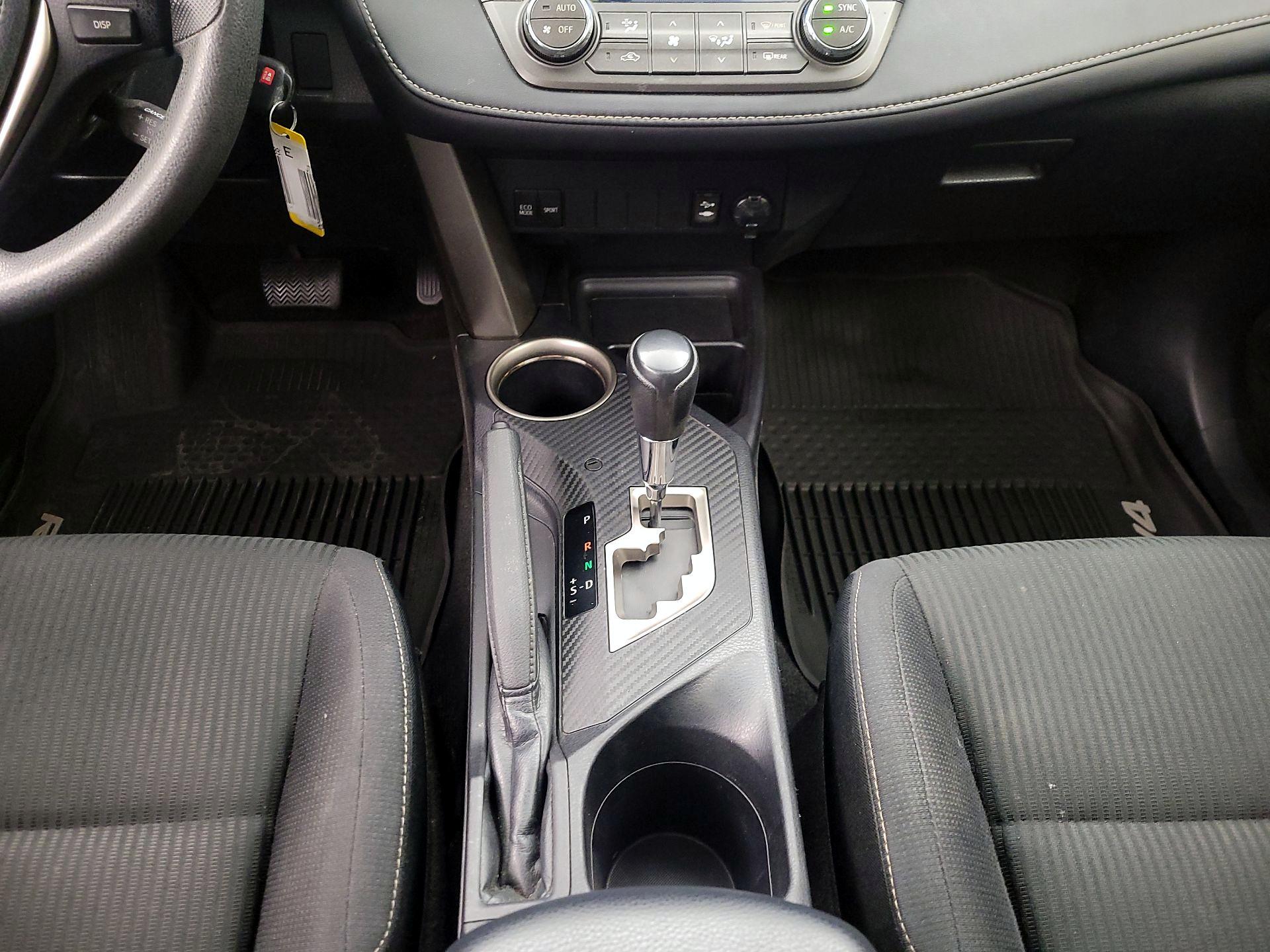 Thumbnail: 2014 Toyota RAV4 - 17