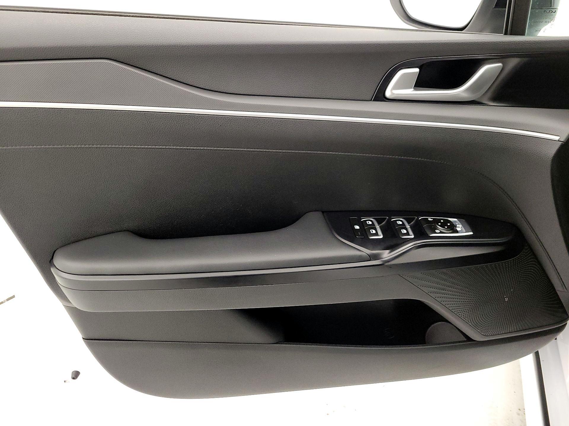 Thumbnail: 2023 Kia K5 - 12