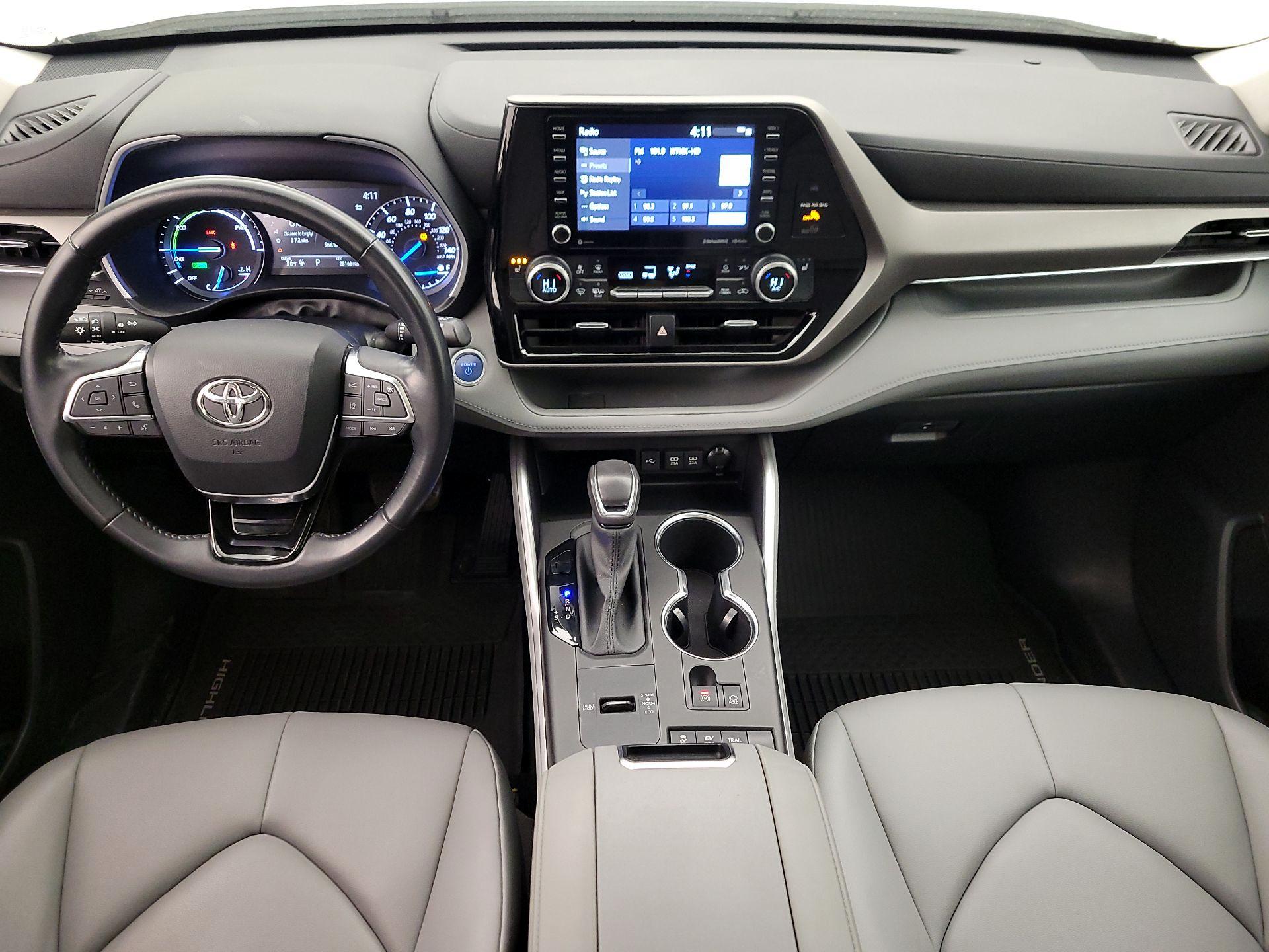 Thumbnail: 2020 Toyota Highlander - 9