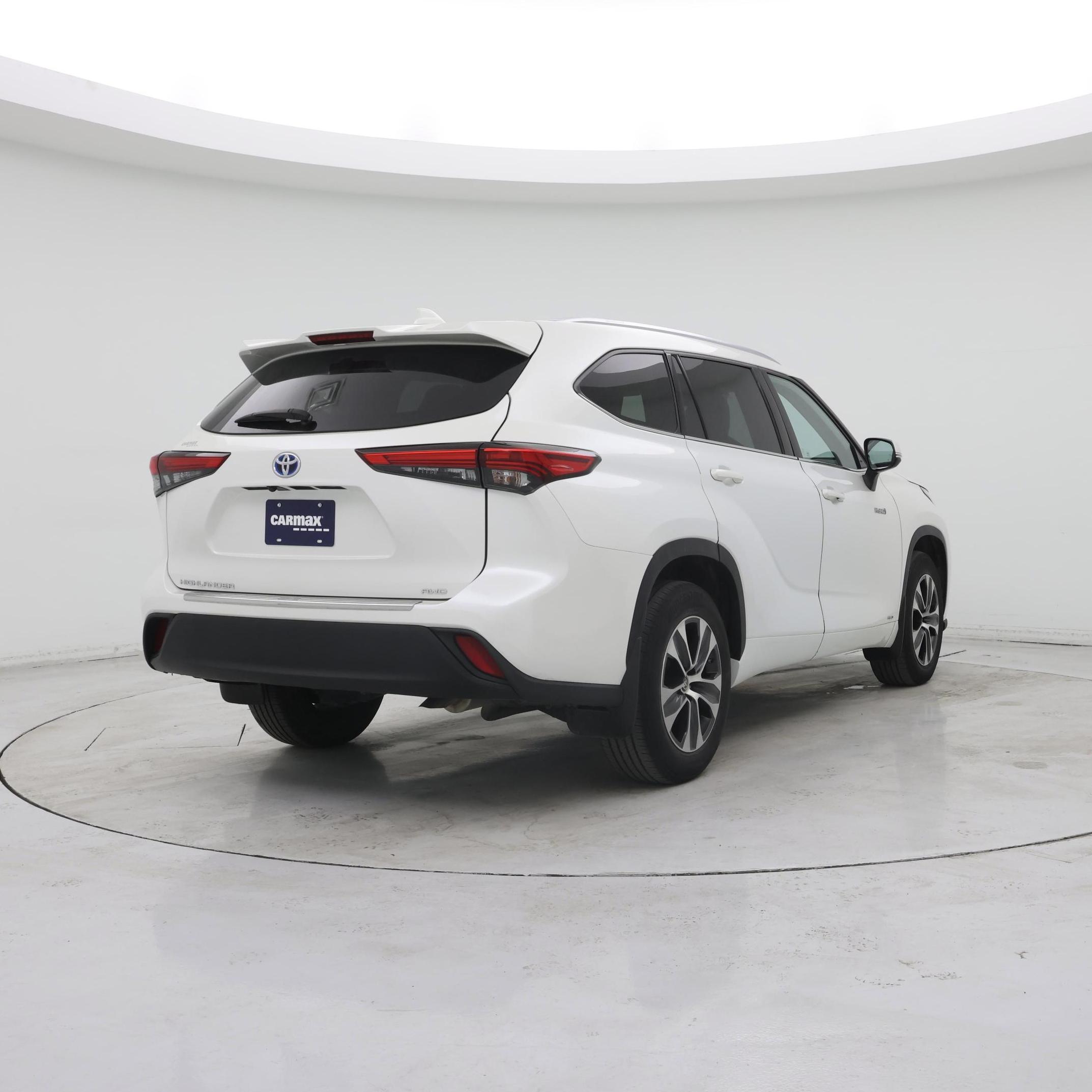 Thumbnail: 2020 Toyota Highlander - 8