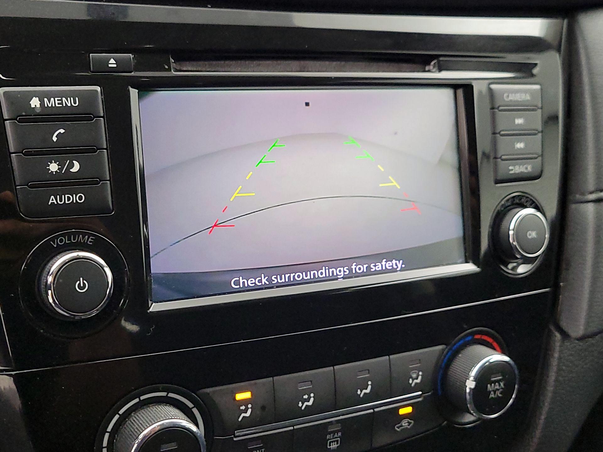 Thumbnail: 2018 Nissan Rogue - 14