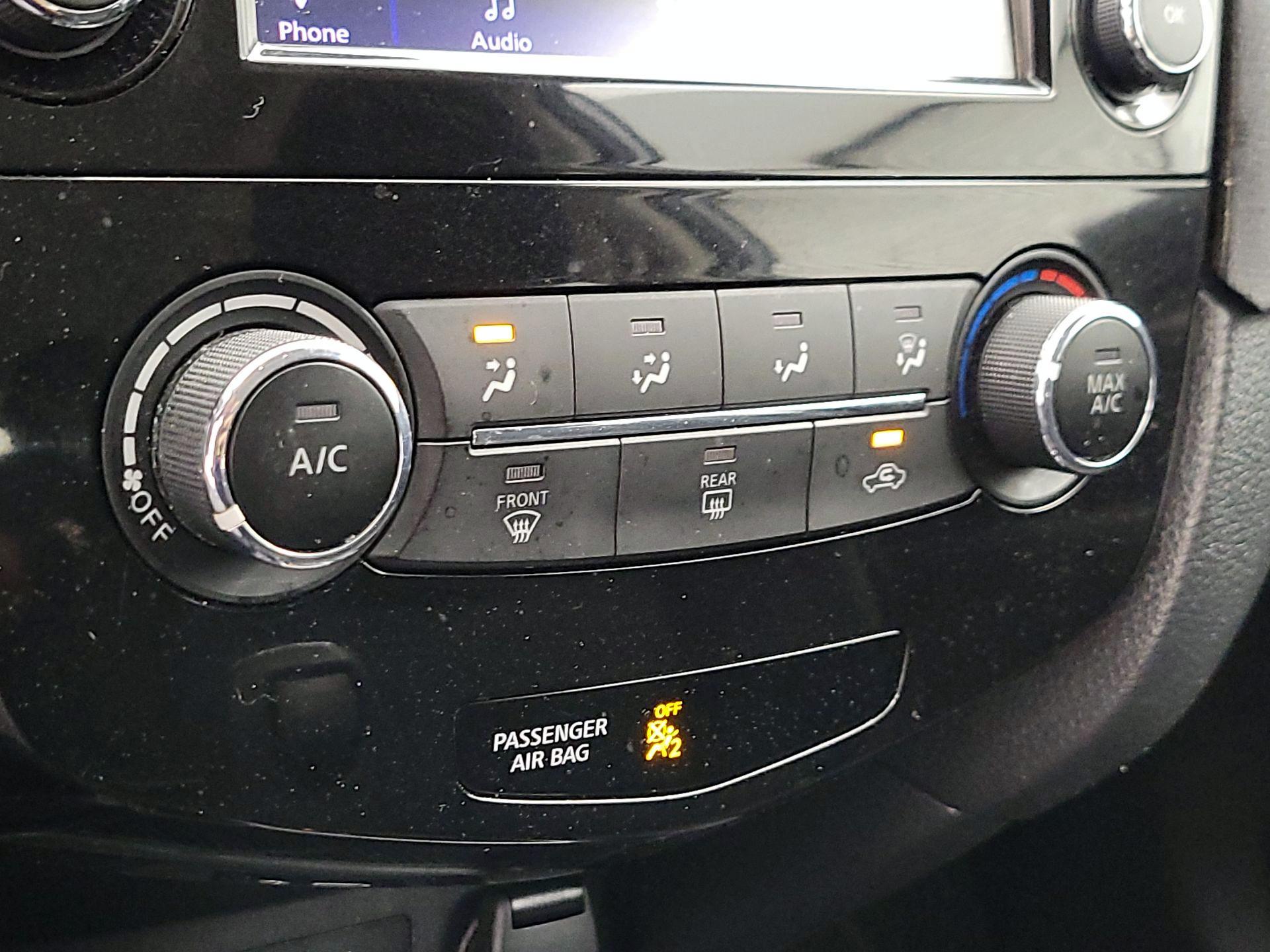 Thumbnail: 2018 Nissan Rogue - 16