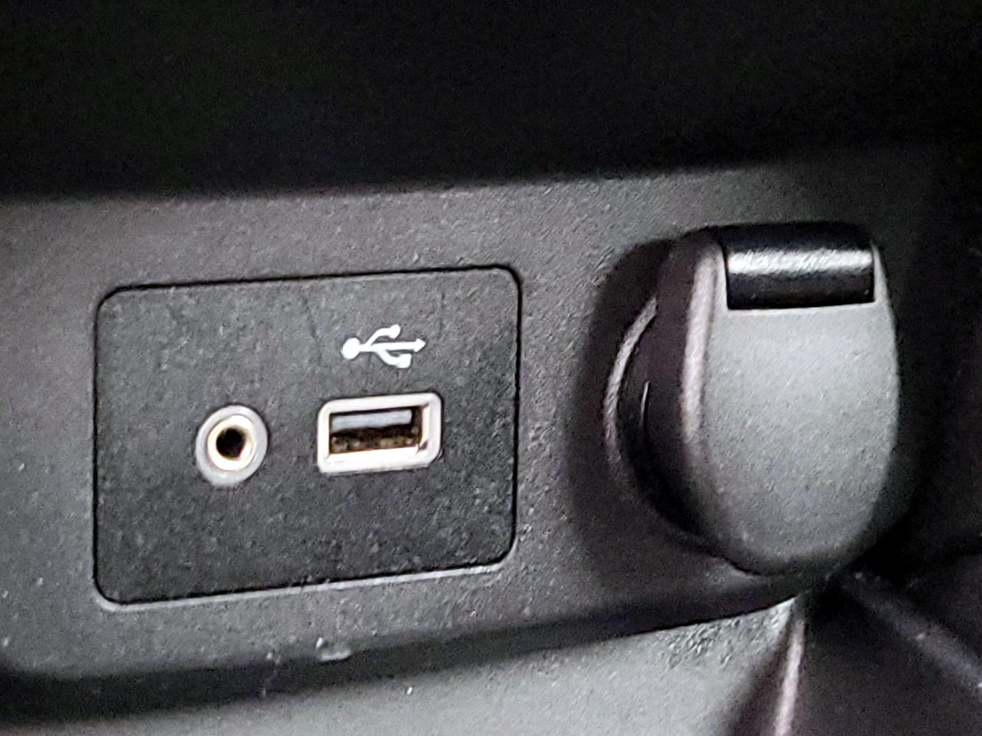 Thumbnail: 2018 Nissan Rogue - 18