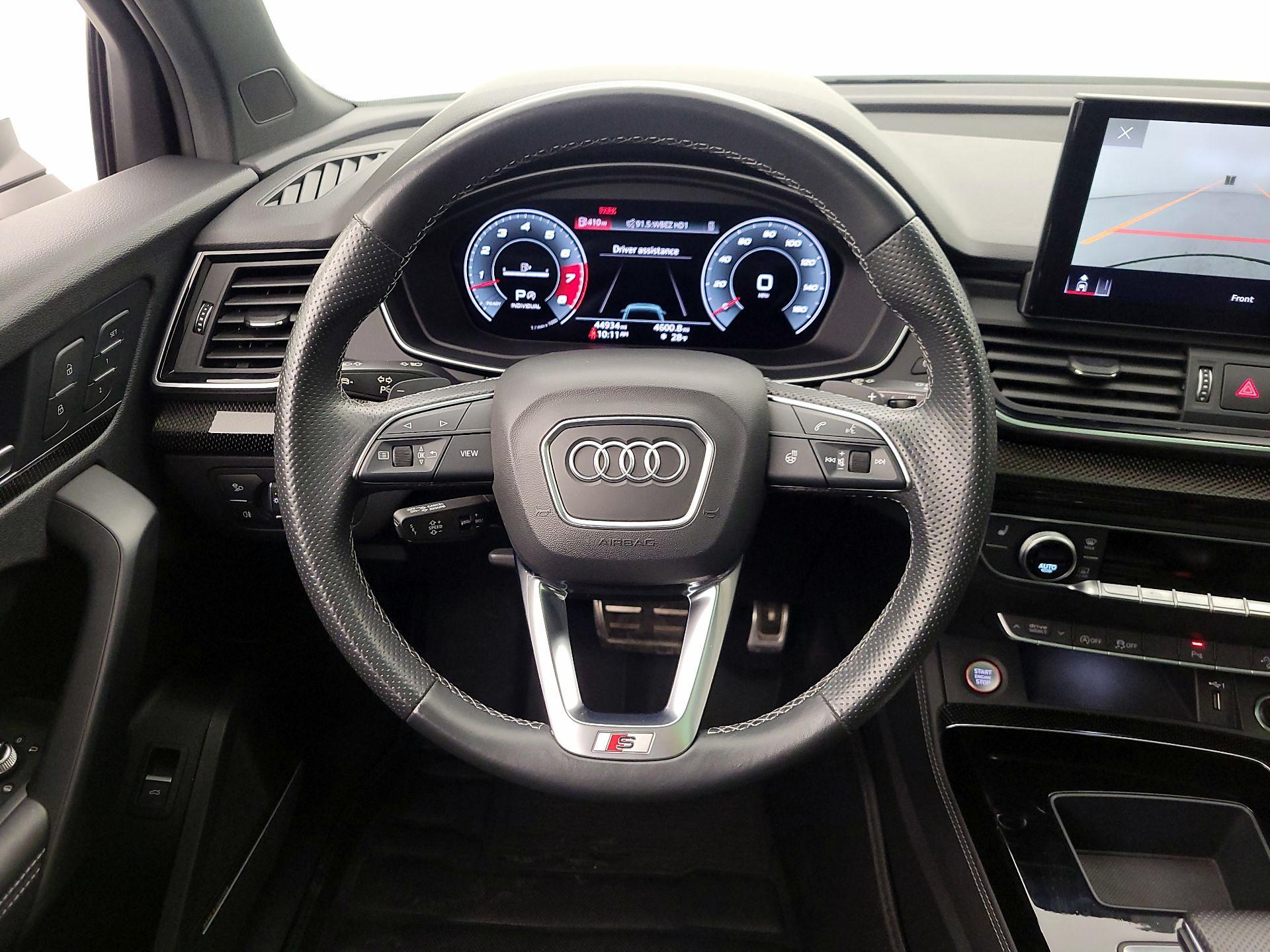 Thumbnail: 2021 Audi SQ5 - 10