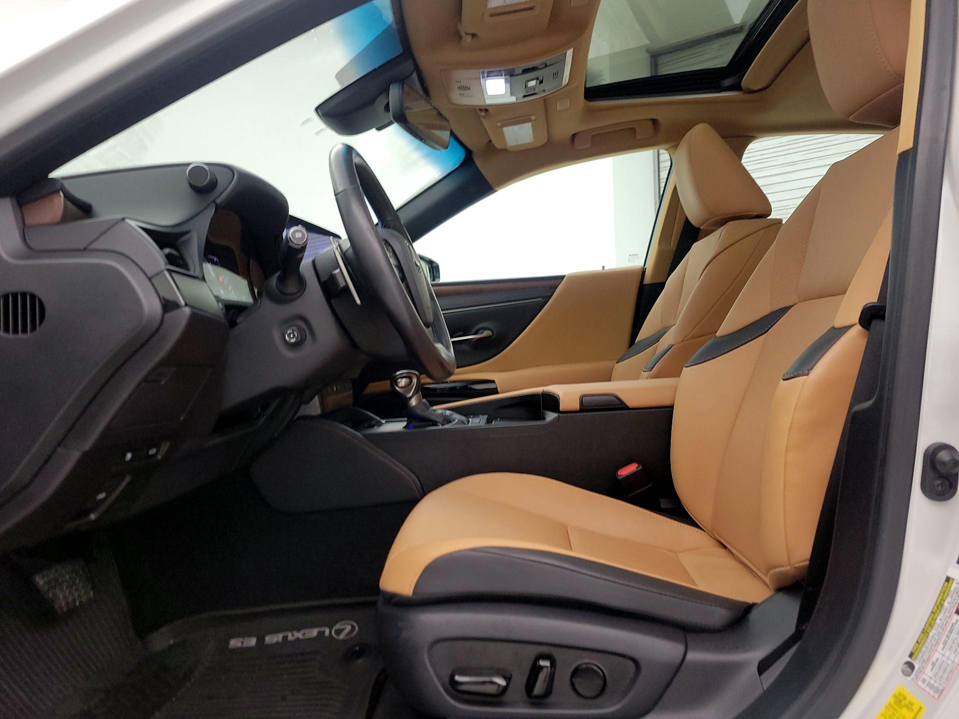 Thumbnail: 2023 Lexus ES - 11