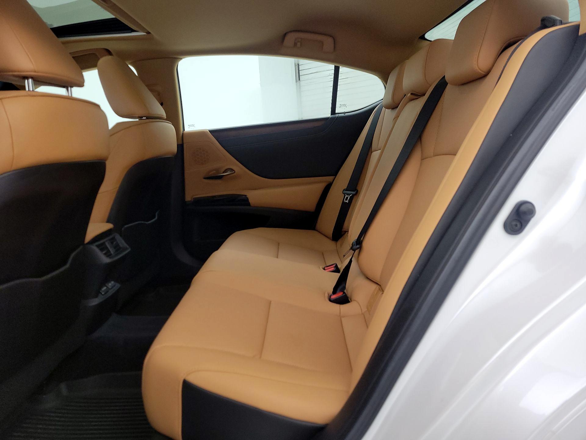 Thumbnail: 2023 Lexus ES - 19