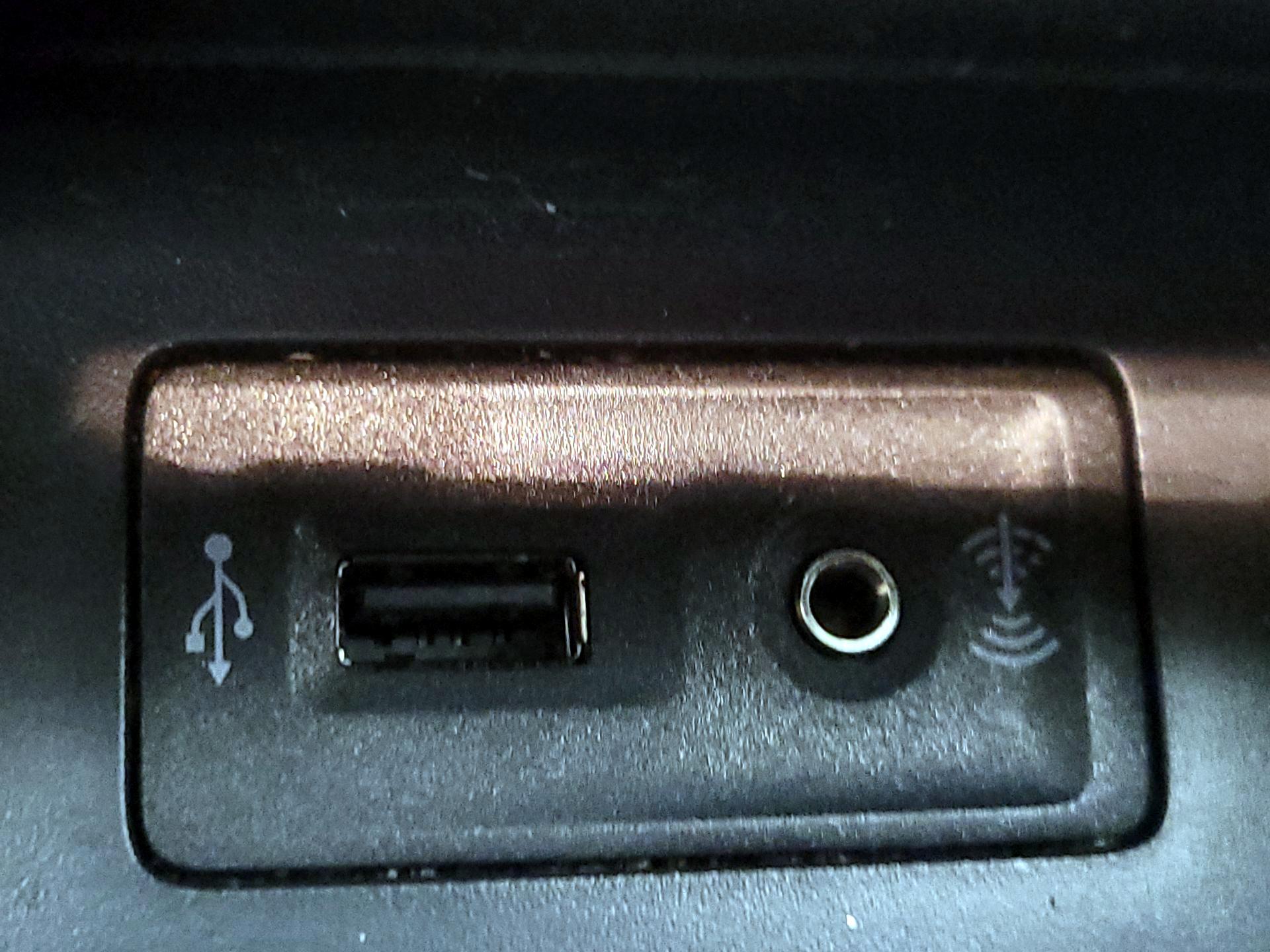 Thumbnail: 2018 Volkswagen Passat - 18