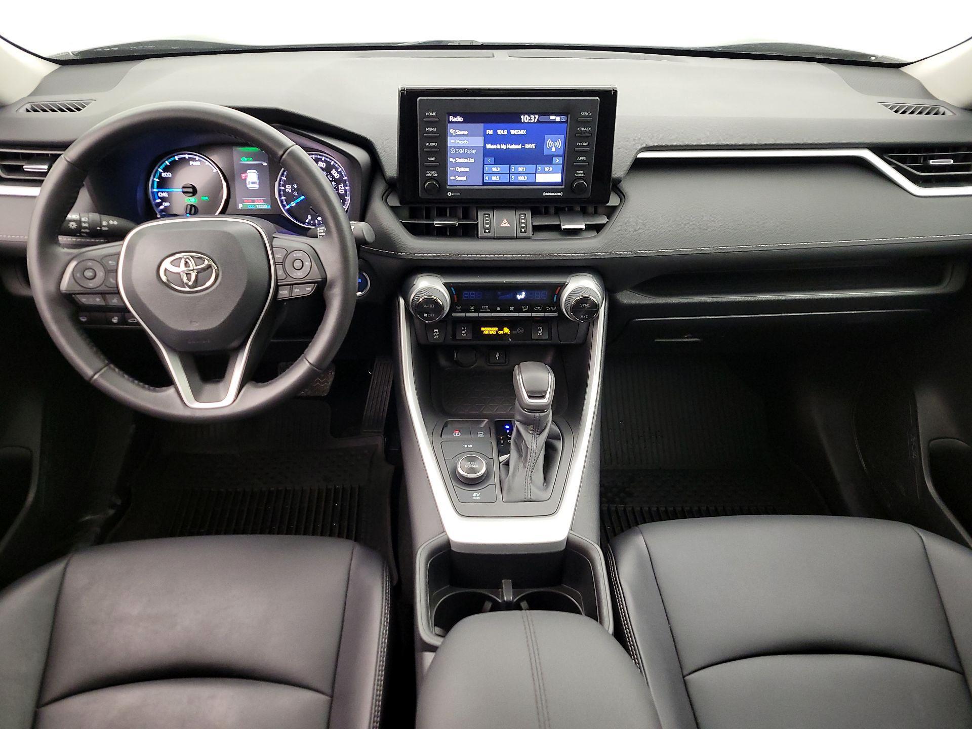 Thumbnail: 2022 Toyota RAV4 - 9