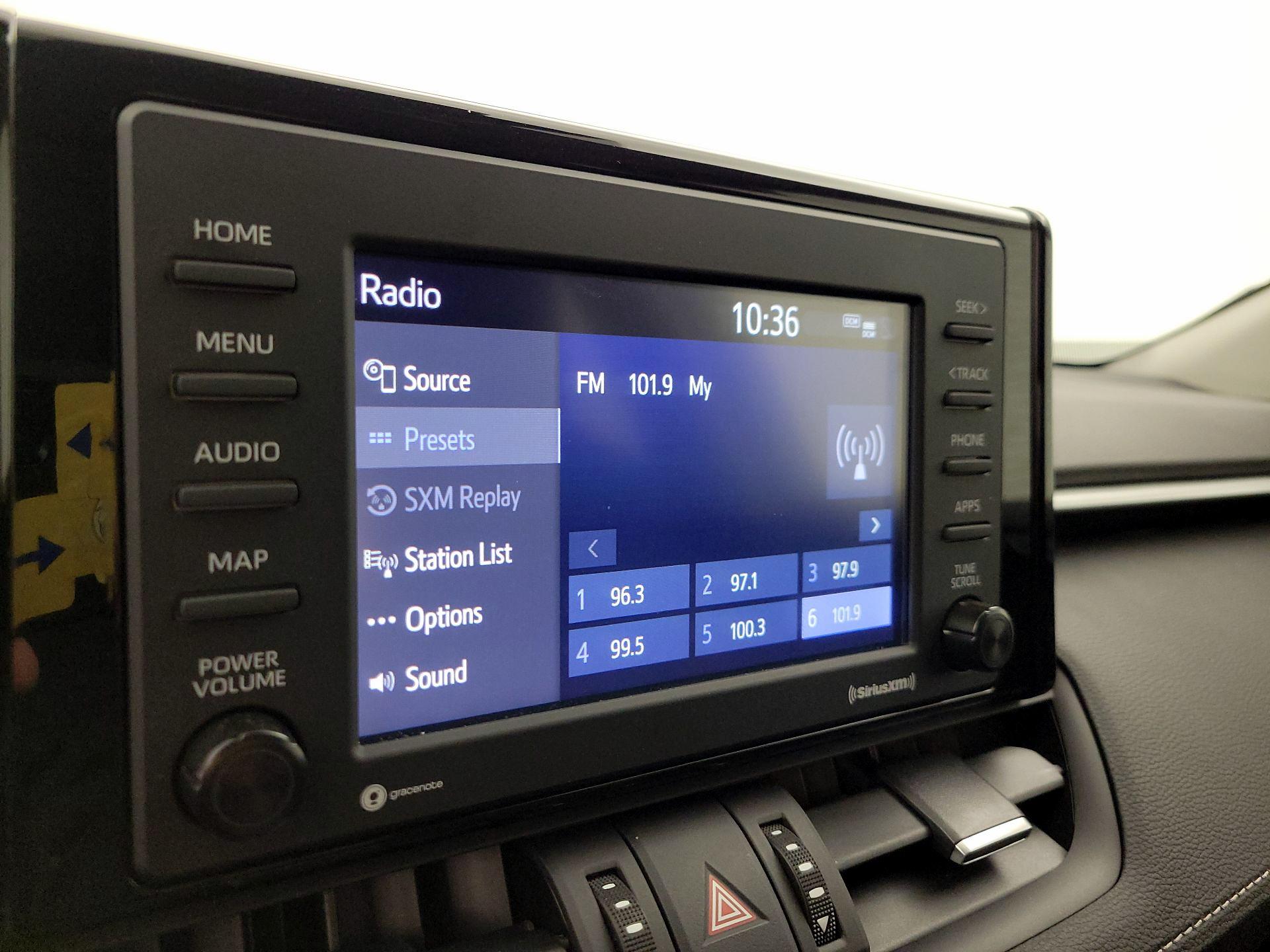 Thumbnail: 2022 Toyota RAV4 - 15