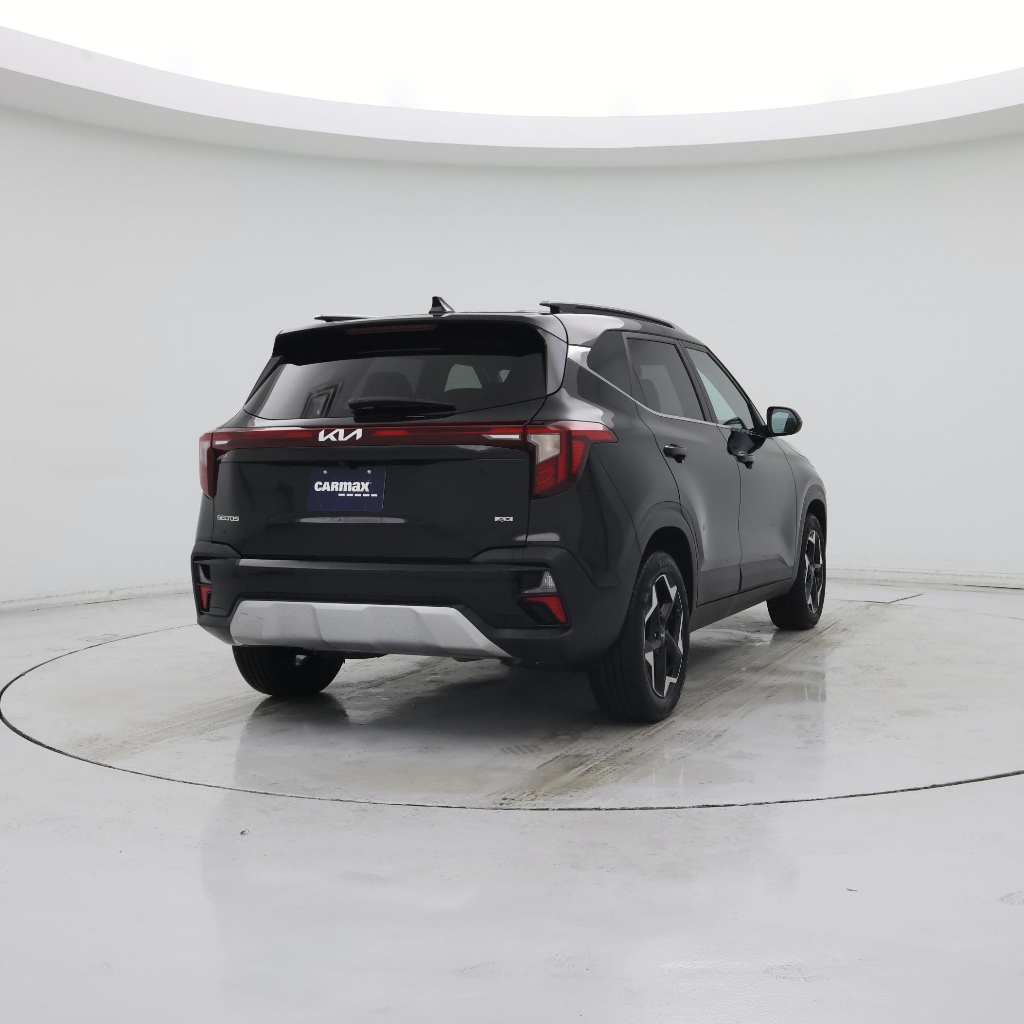 Thumbnail: 2024 Kia Seltos - 8