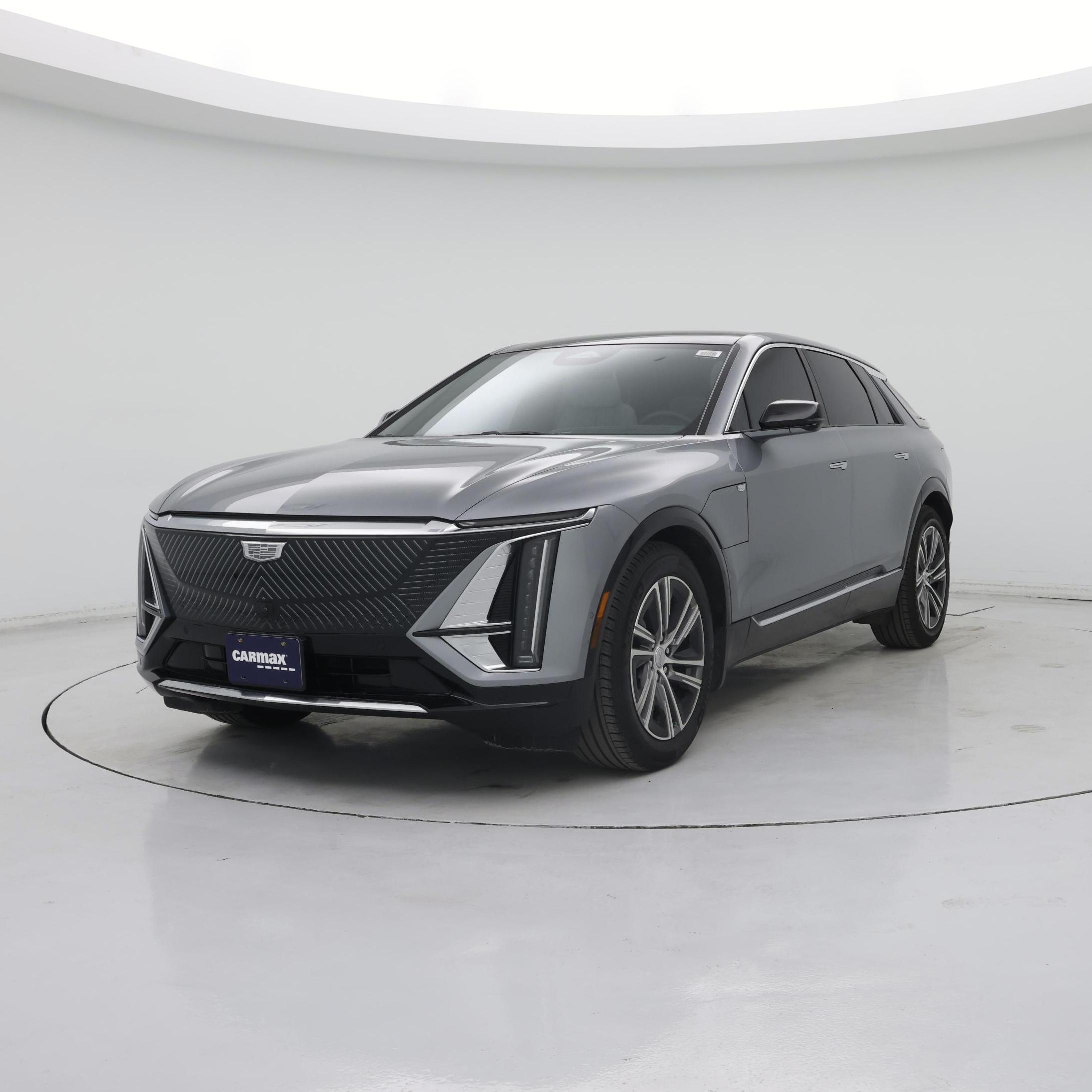 Thumbnail: 2024 Cadillac Lyriq - 4