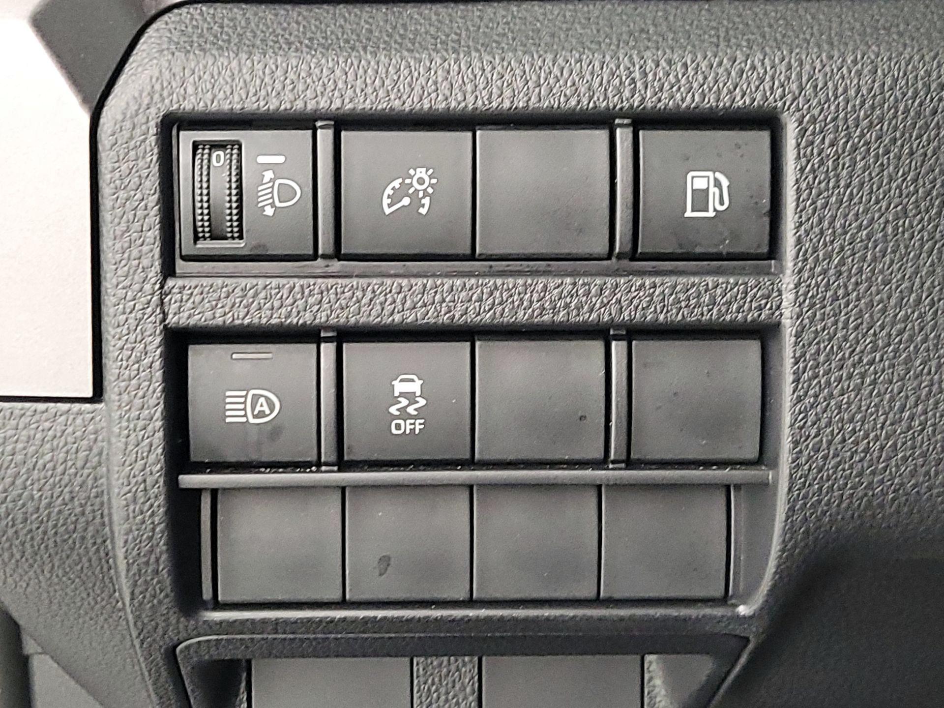 Thumbnail: 2025 Toyota 4Runner - 13