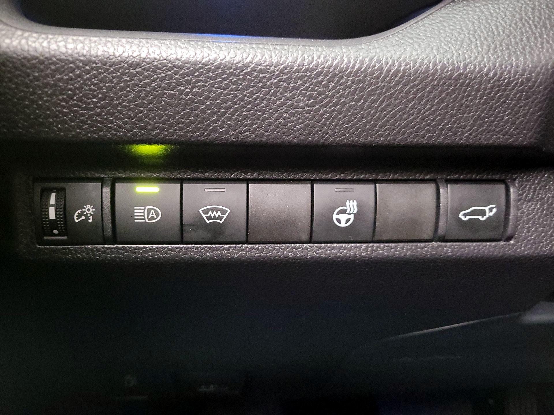 Thumbnail: 2025 Toyota RAV4 - 13