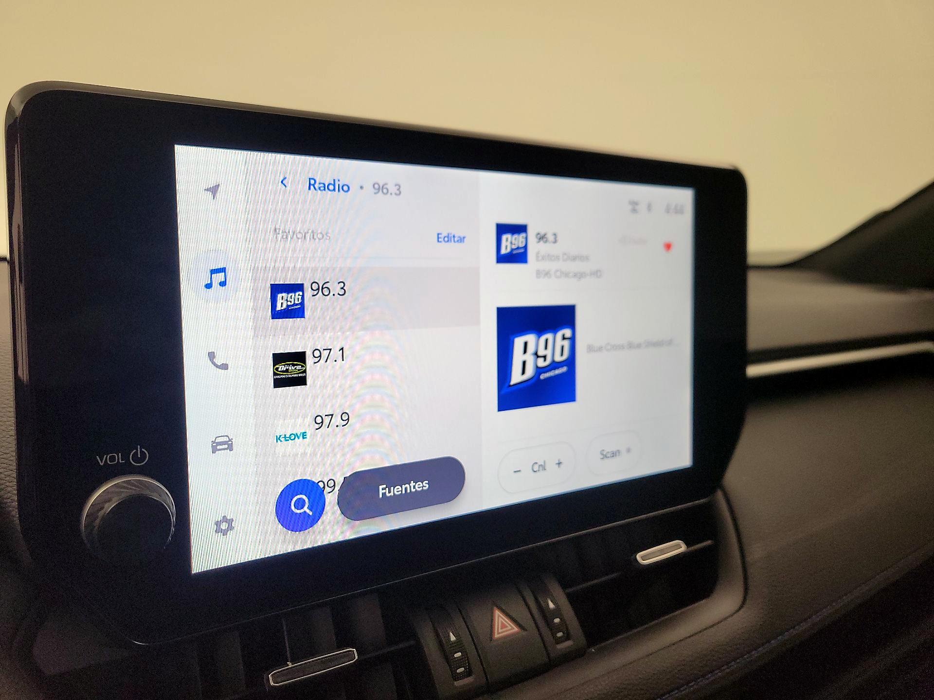 Thumbnail: 2025 Toyota RAV4 - 15