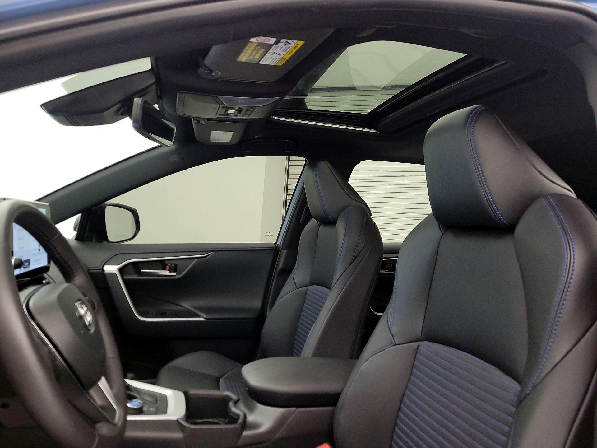 Thumbnail: 2025 Toyota RAV4 - 19