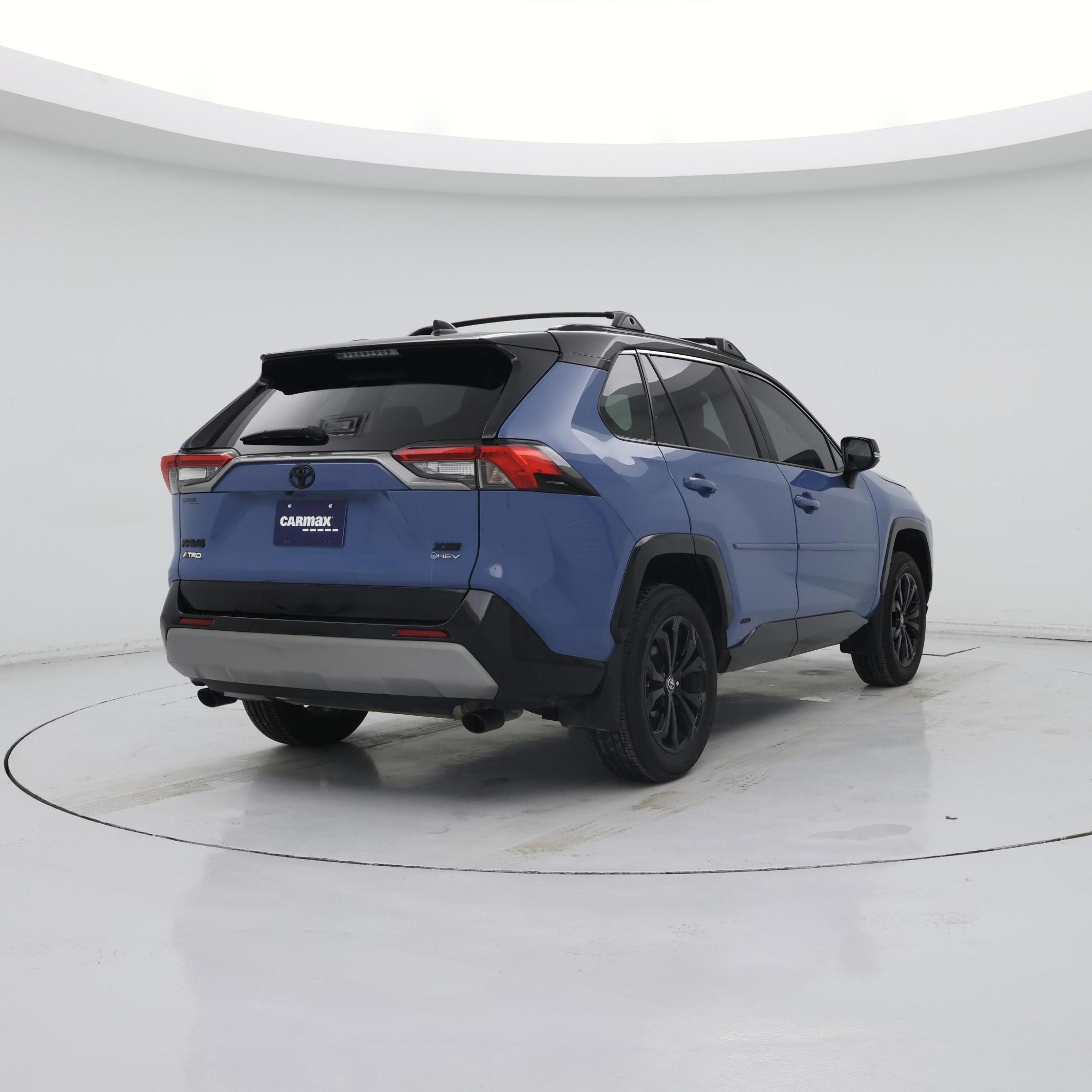 Thumbnail: 2025 Toyota RAV4 - 8