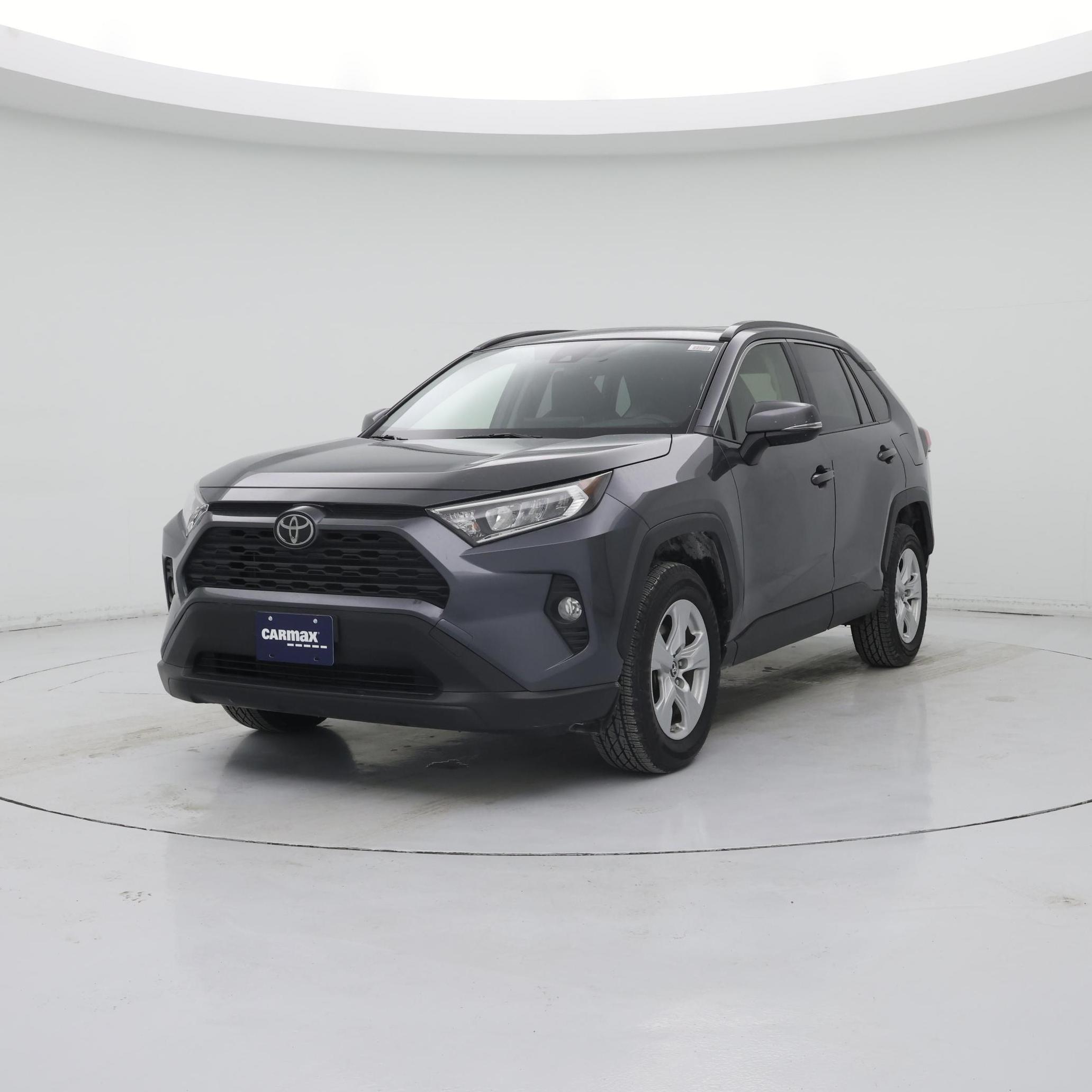 Thumbnail: 2019 Toyota RAV4 - 4