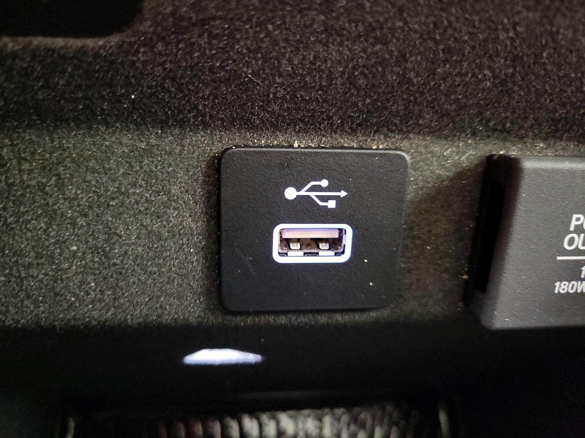 Thumbnail: 2023 Acura MDX - 19