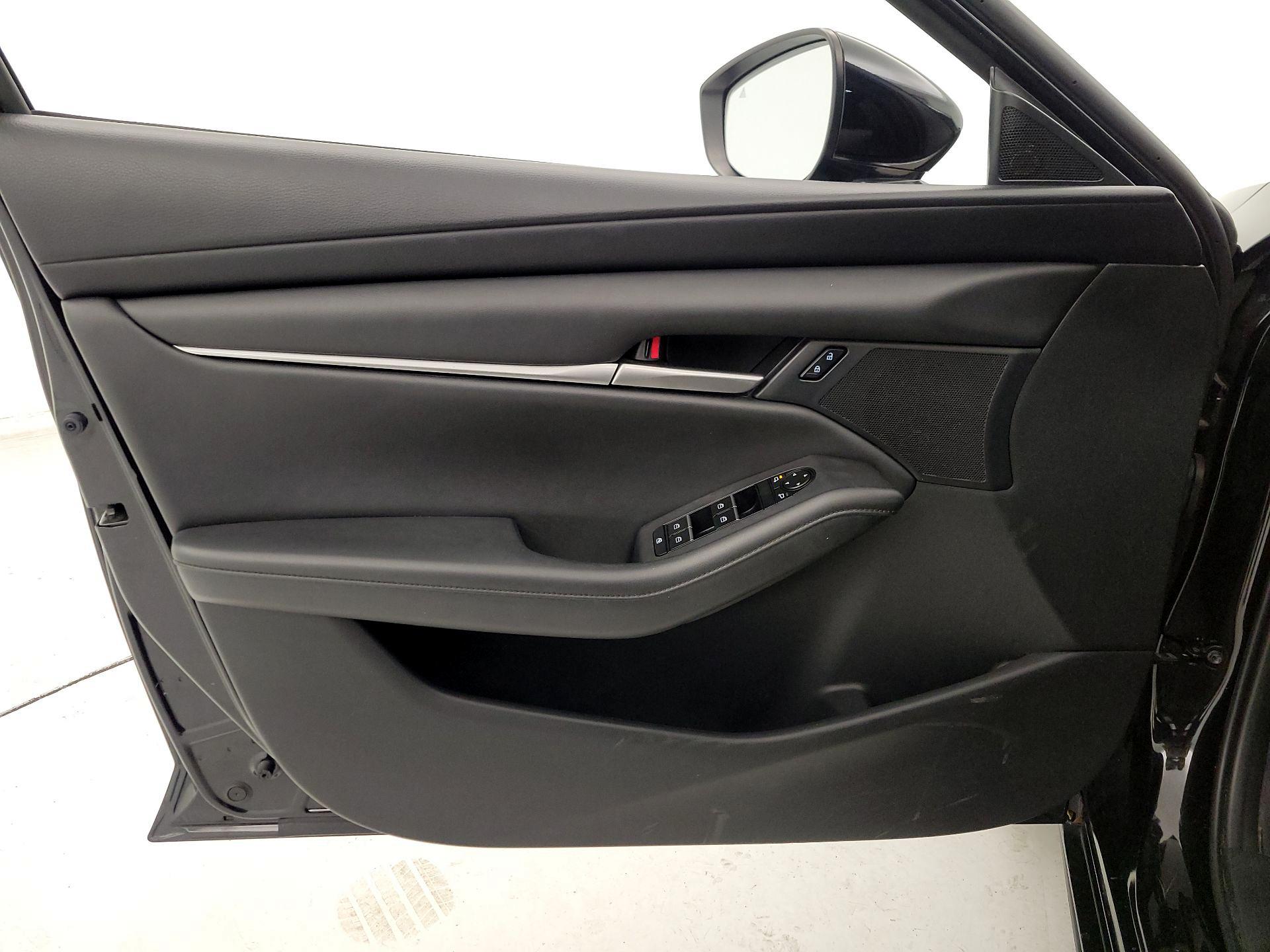 Thumbnail: 2021 Mazda Mazda3 - 12