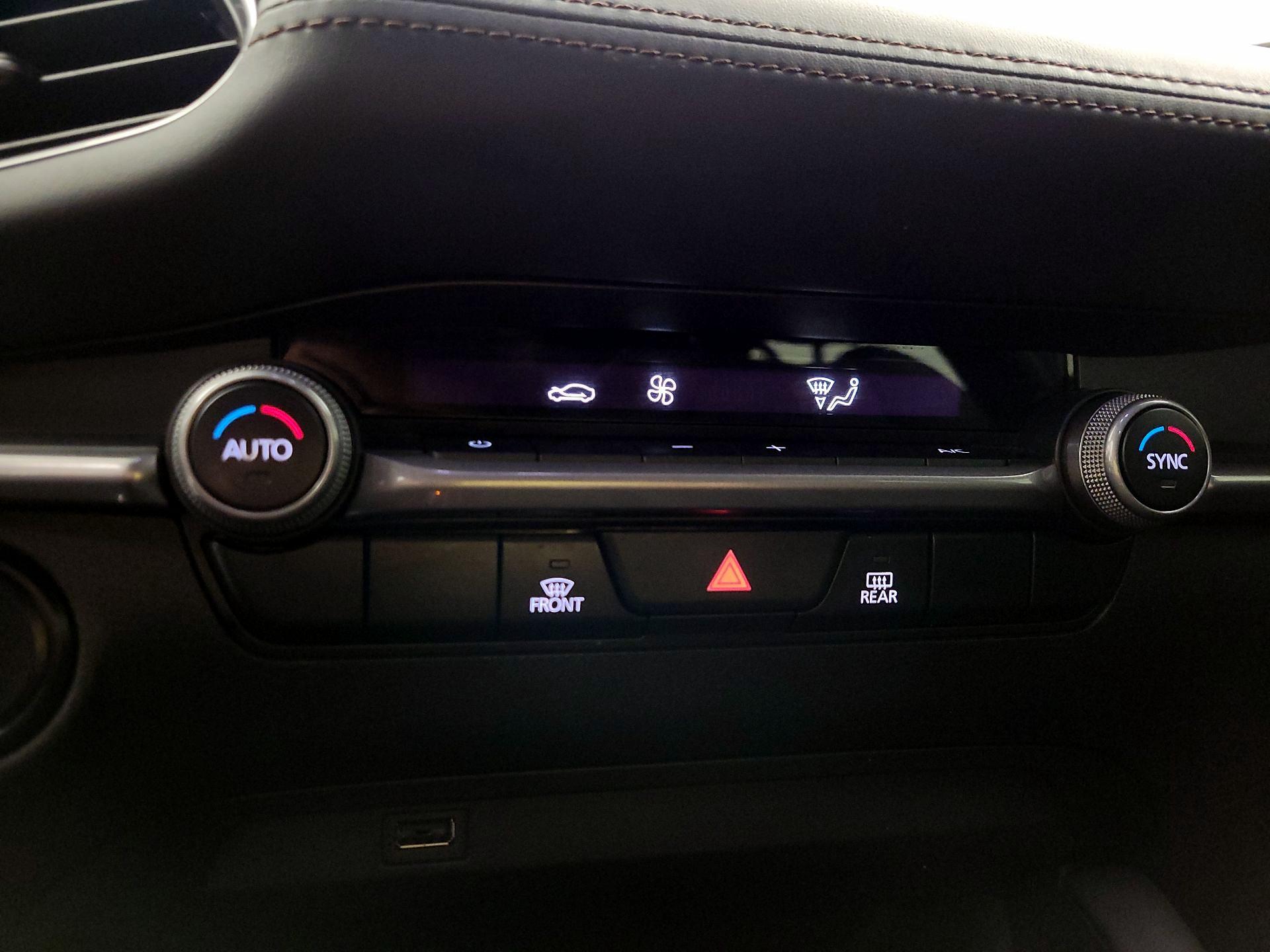 Thumbnail: 2021 Mazda Mazda3 - 16