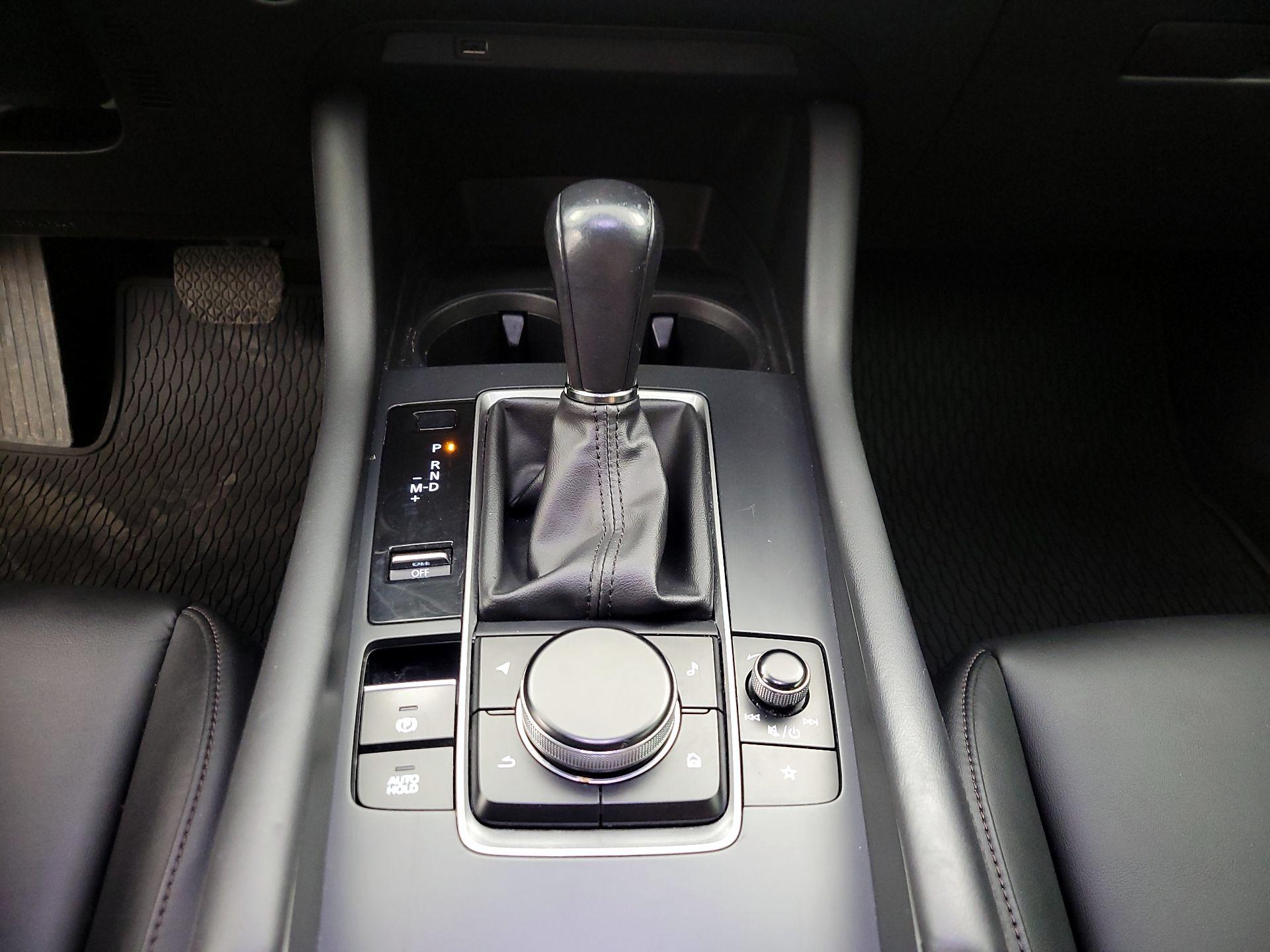 Thumbnail: 2021 Mazda Mazda3 - 17