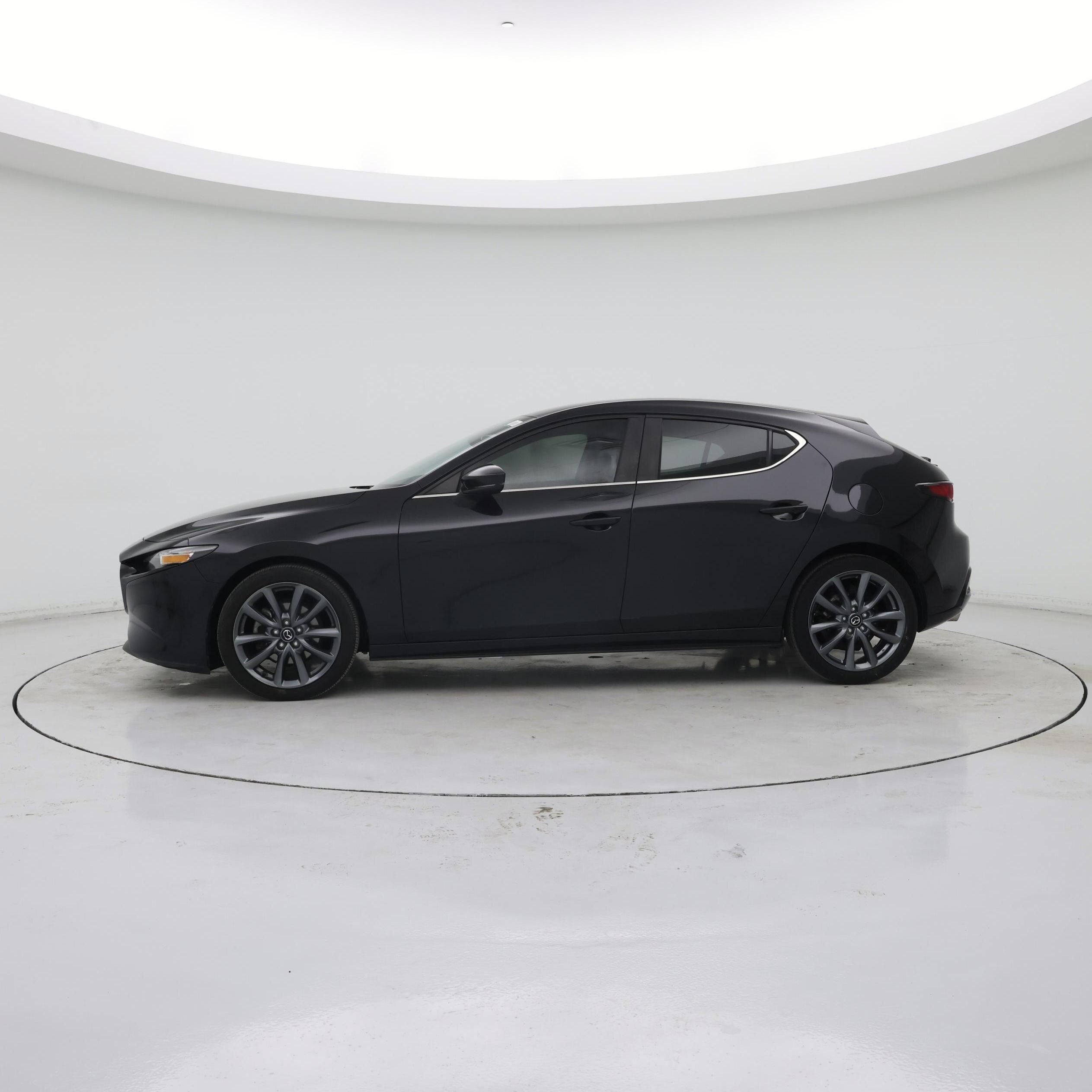 Thumbnail: 2021 Mazda Mazda3 - 3