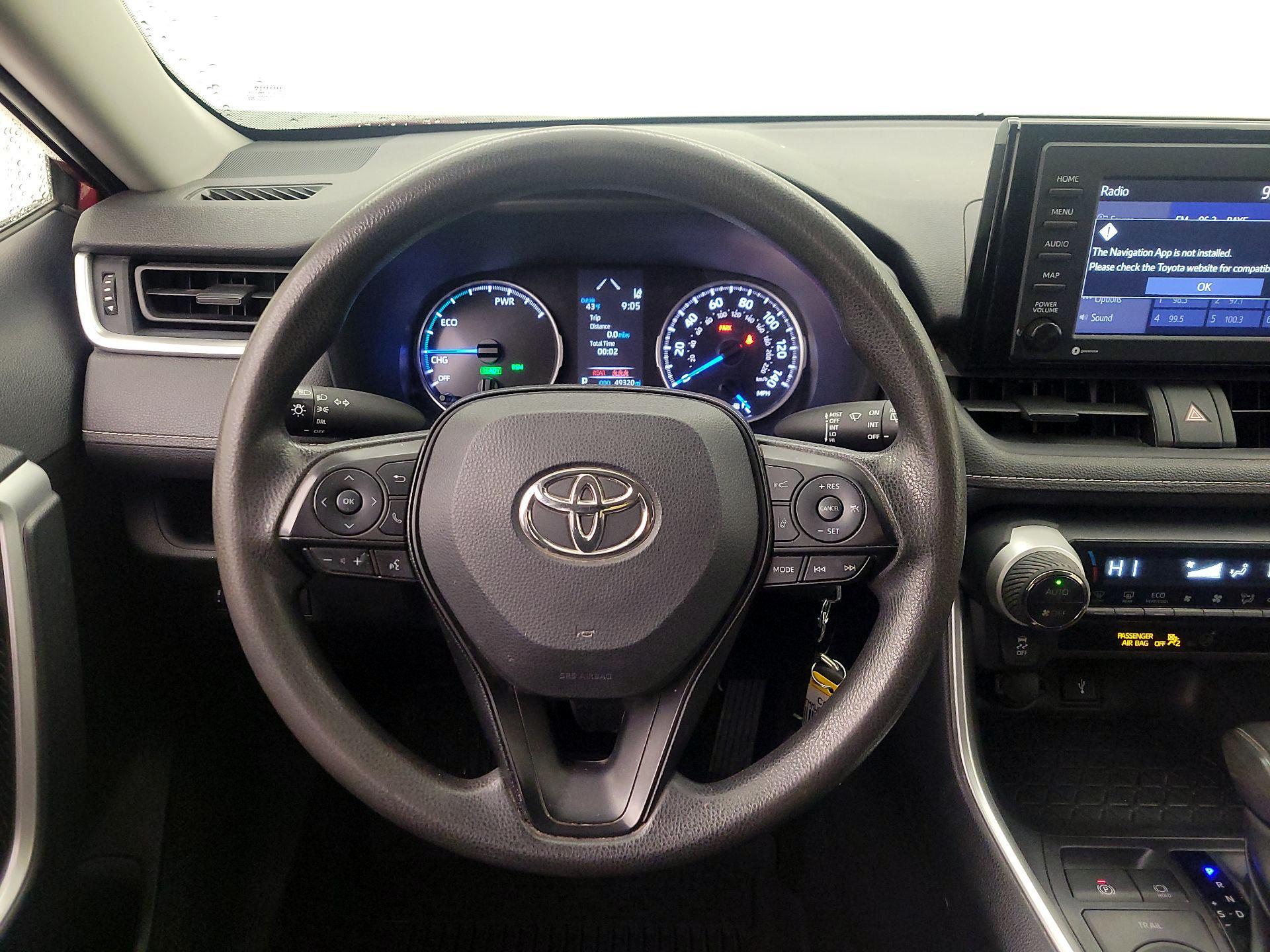 Thumbnail: 2022 Toyota RAV4 - 10