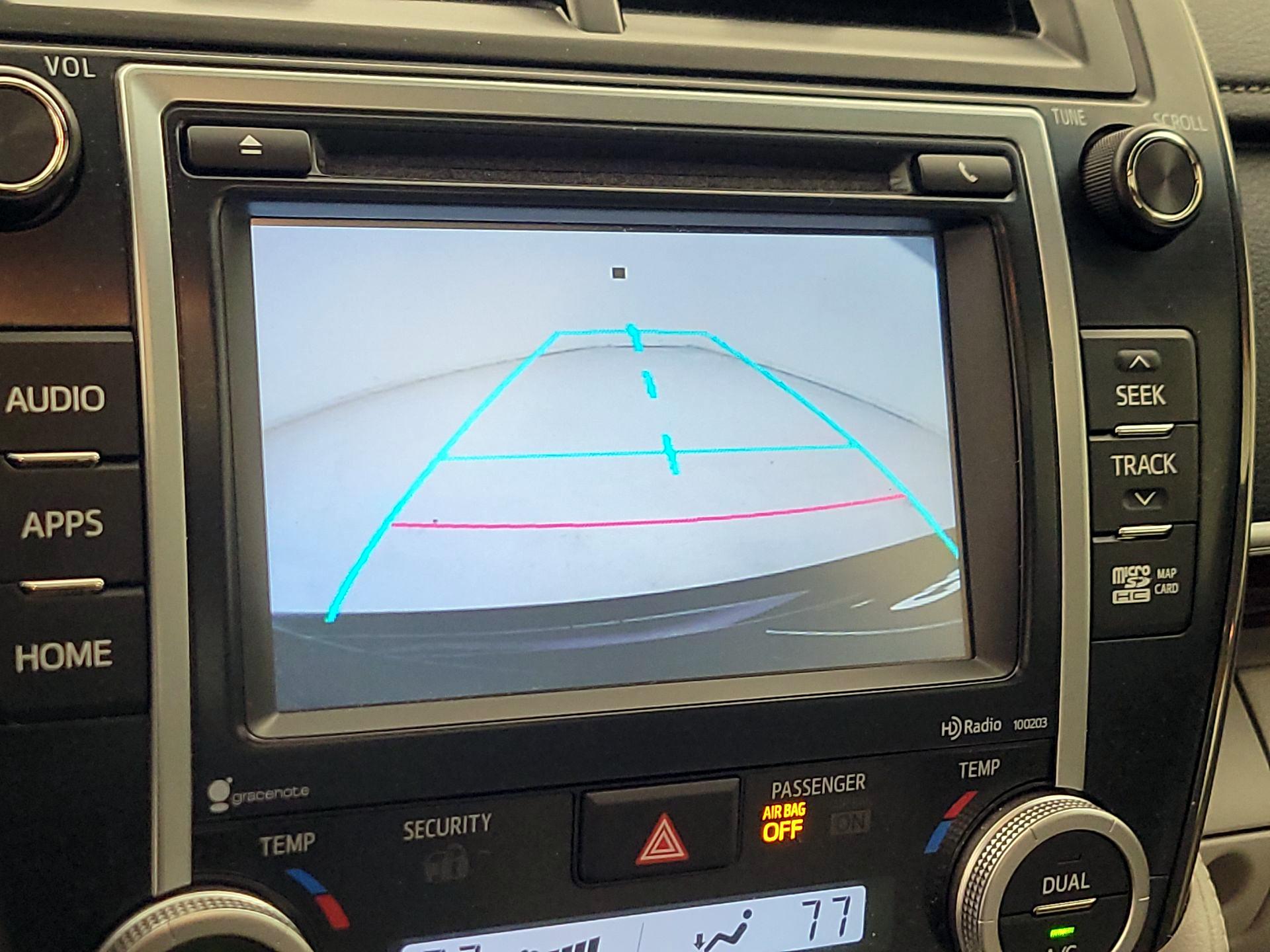 Thumbnail: 2014 Toyota Camry - 14