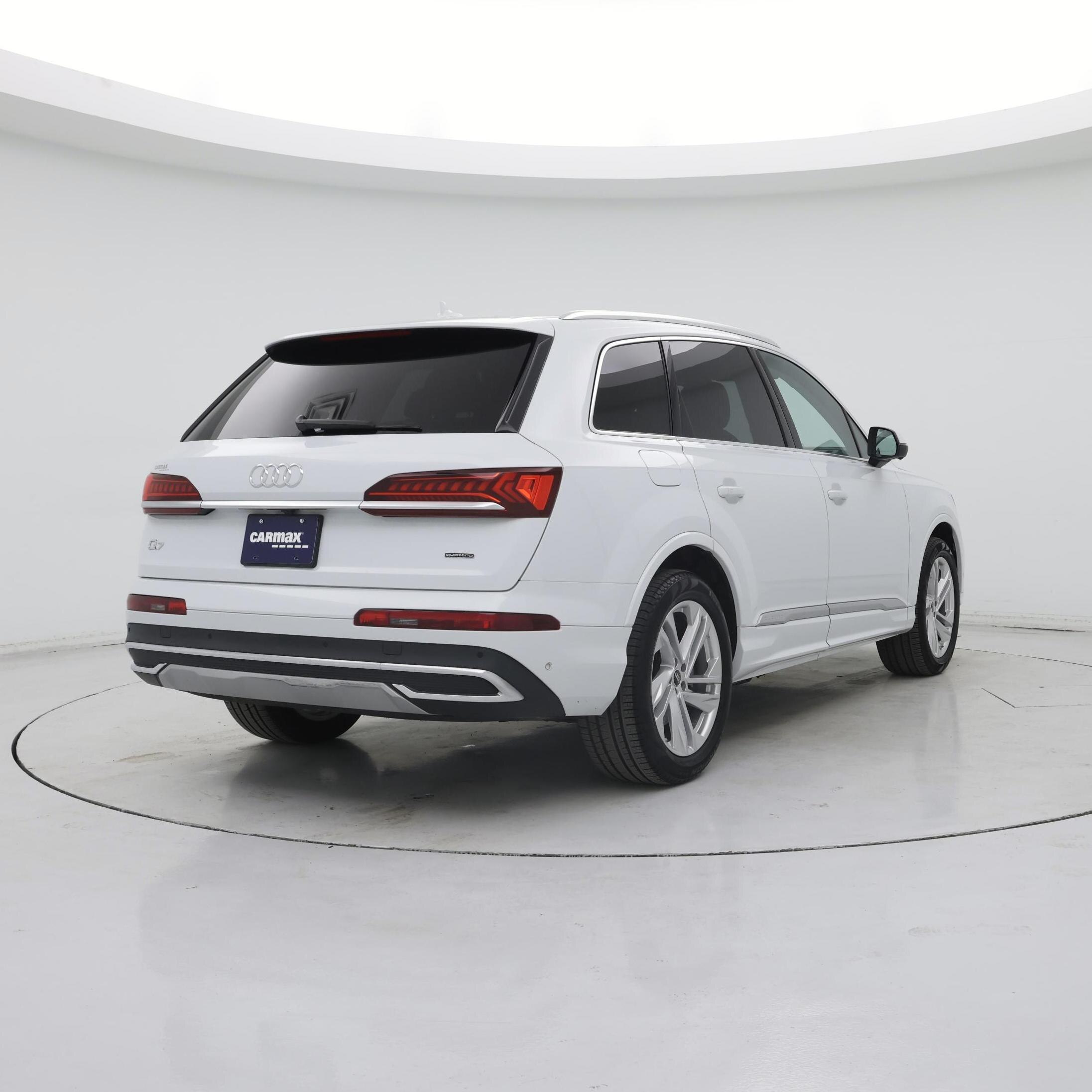 Thumbnail: 2023 Audi Q7 - 8