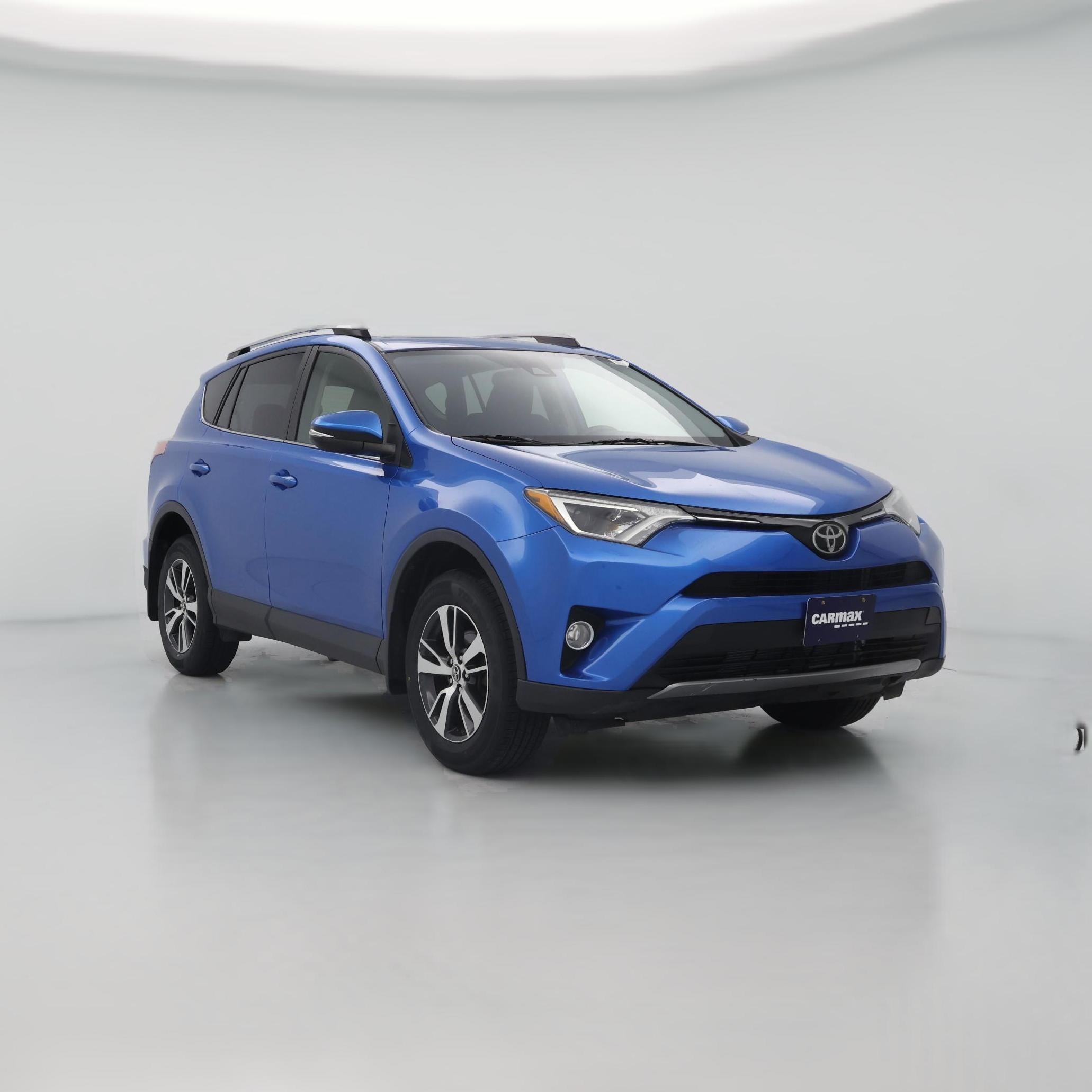 Thumbnail: 2017 Toyota RAV4 - 1