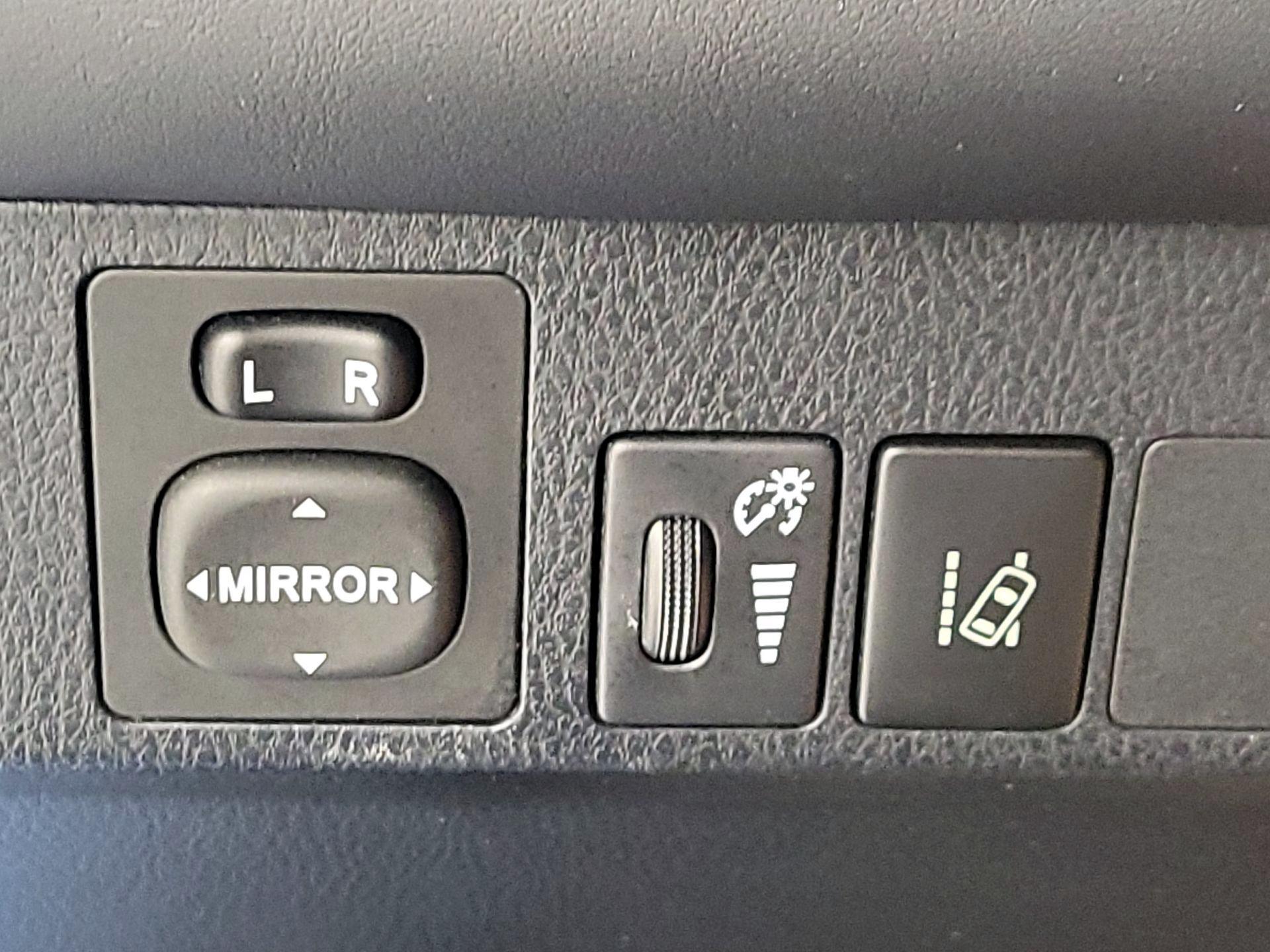 Thumbnail: 2017 Toyota RAV4 - 13