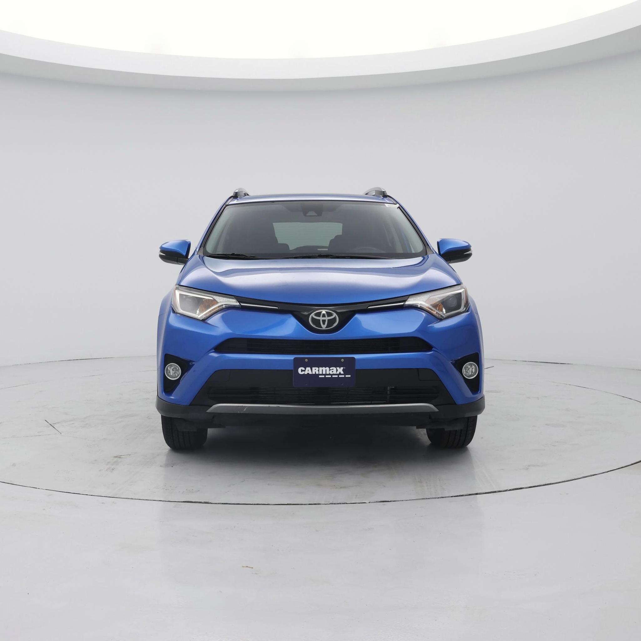 Thumbnail: 2017 Toyota RAV4 - 5