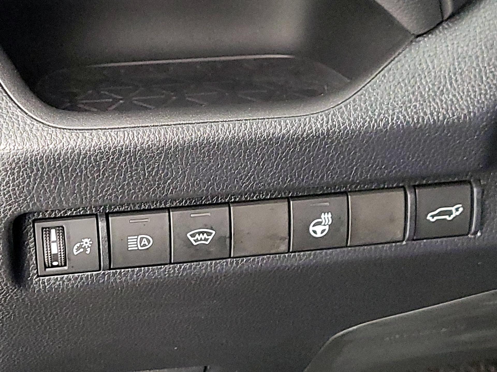 Thumbnail: 2023 Toyota RAV4 - 13