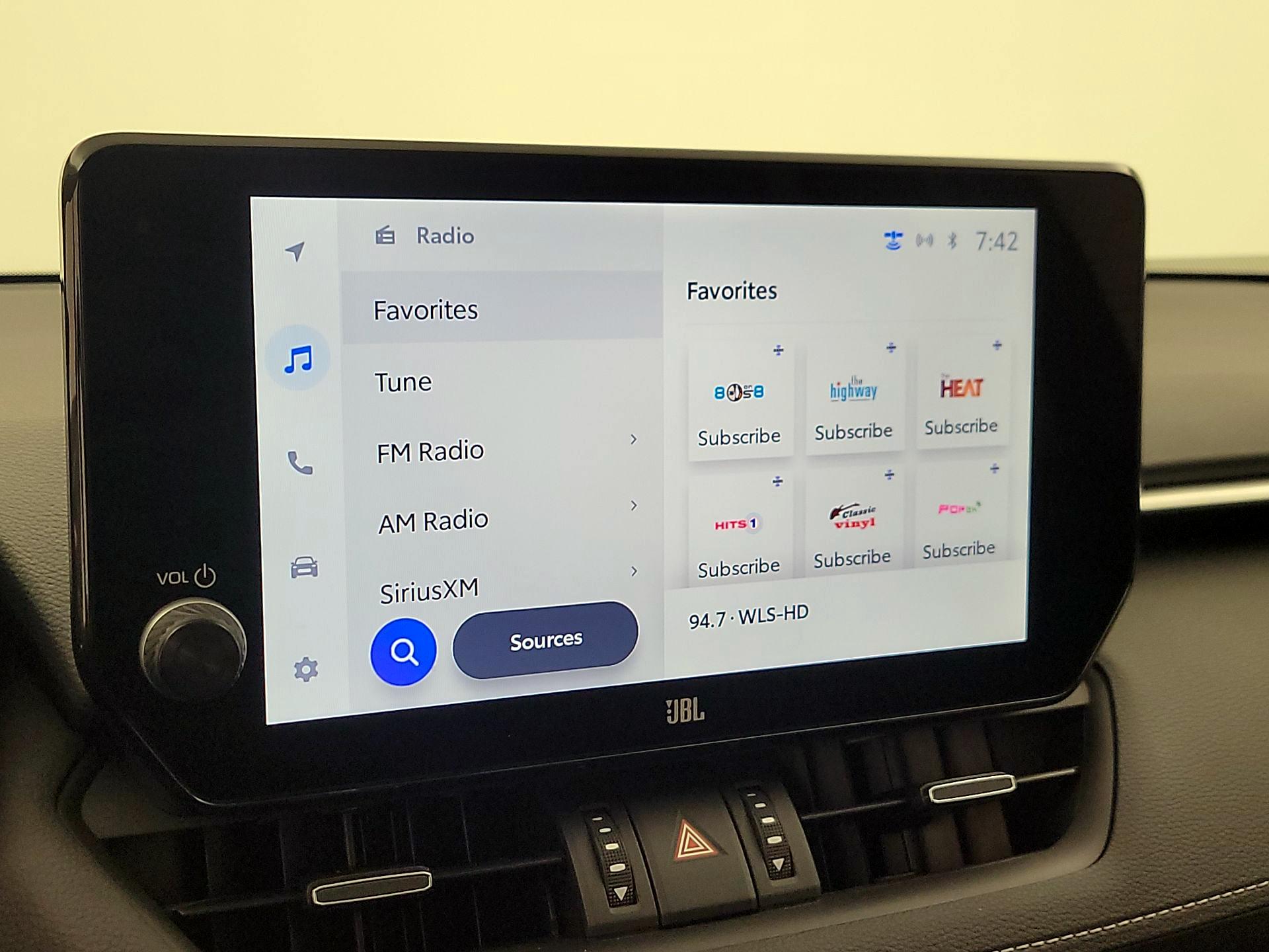 Thumbnail: 2023 Toyota RAV4 - 15