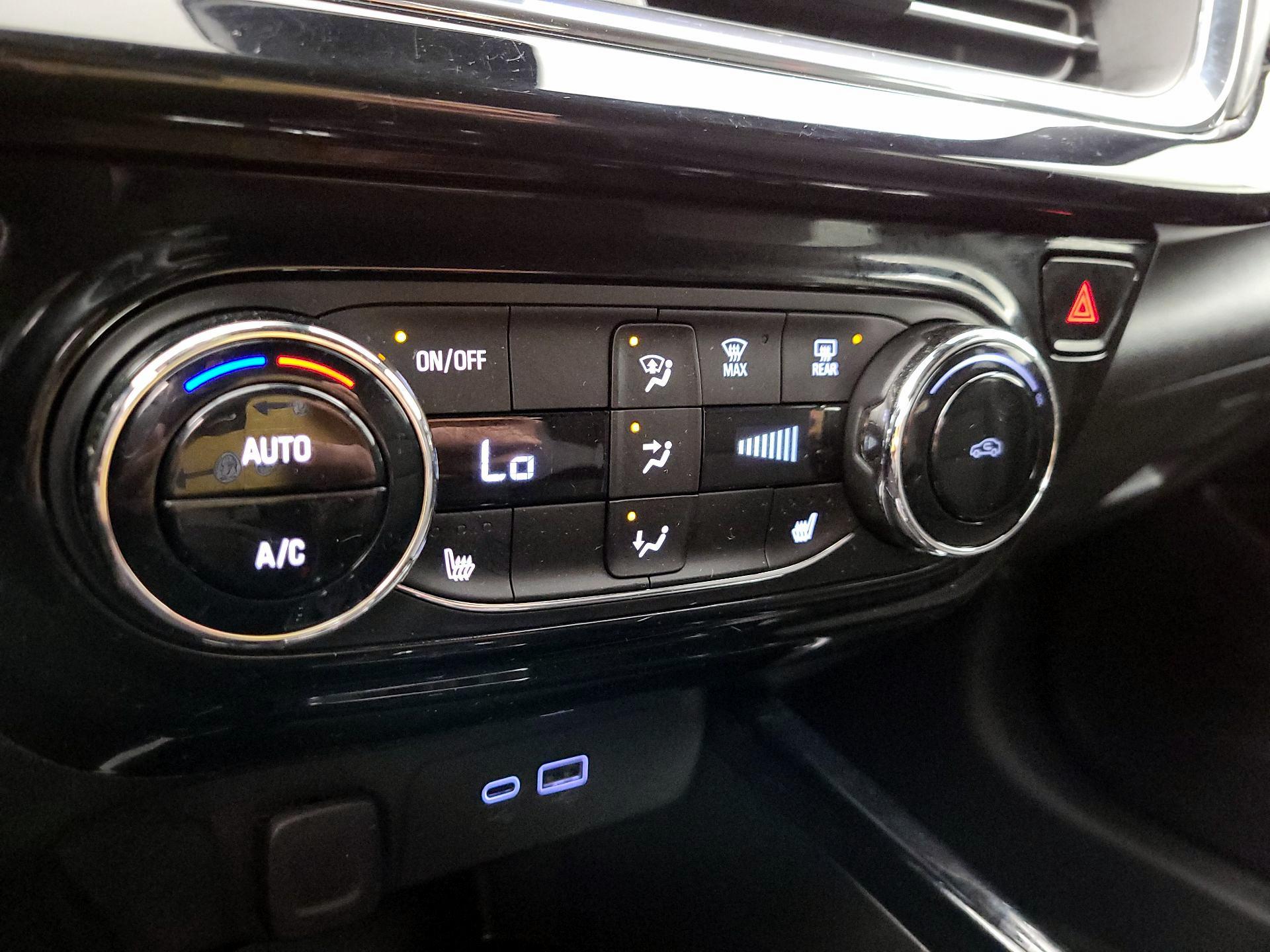 Thumbnail: 2025 Chevrolet Trax - 16