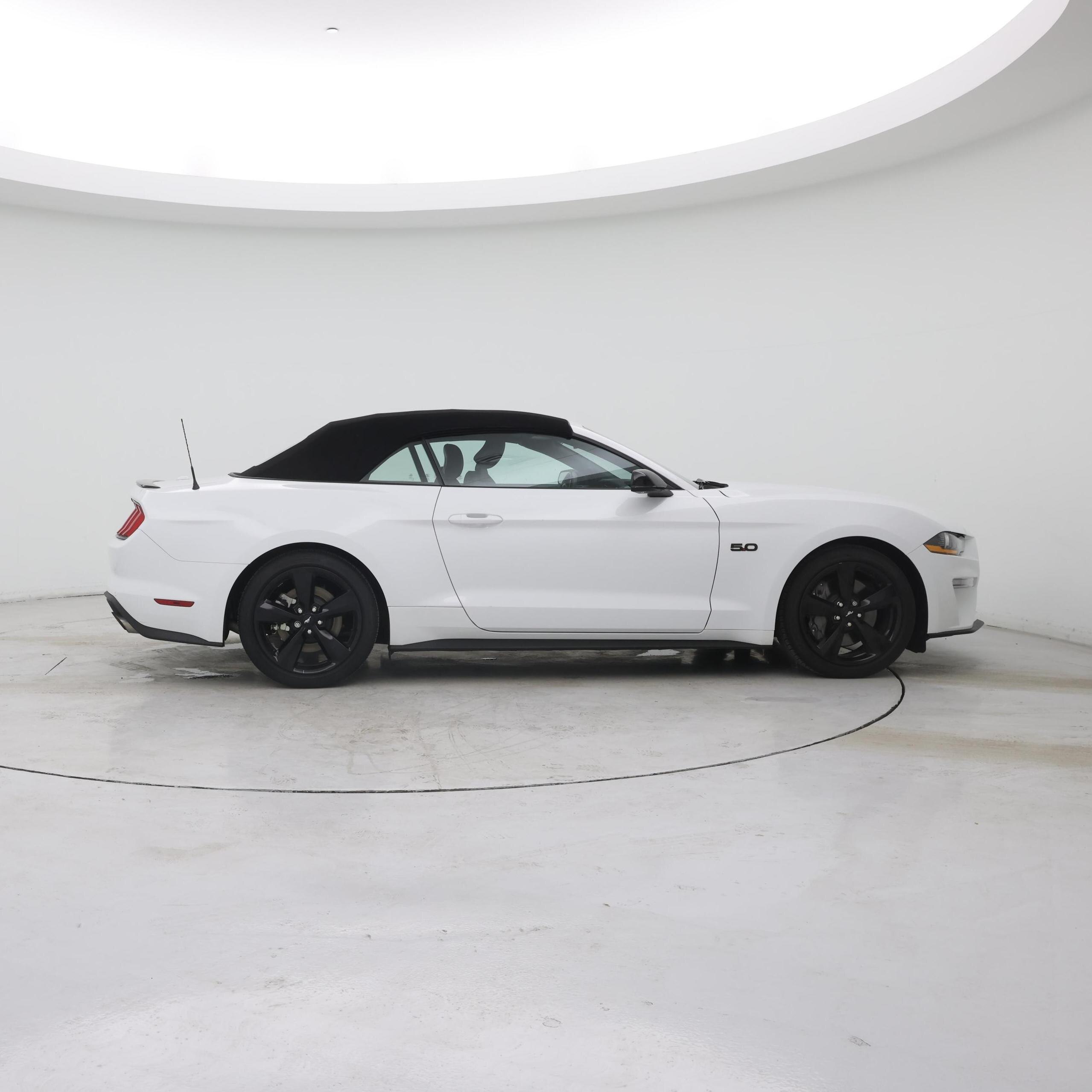 Thumbnail: 2021 Ford Mustang - 7