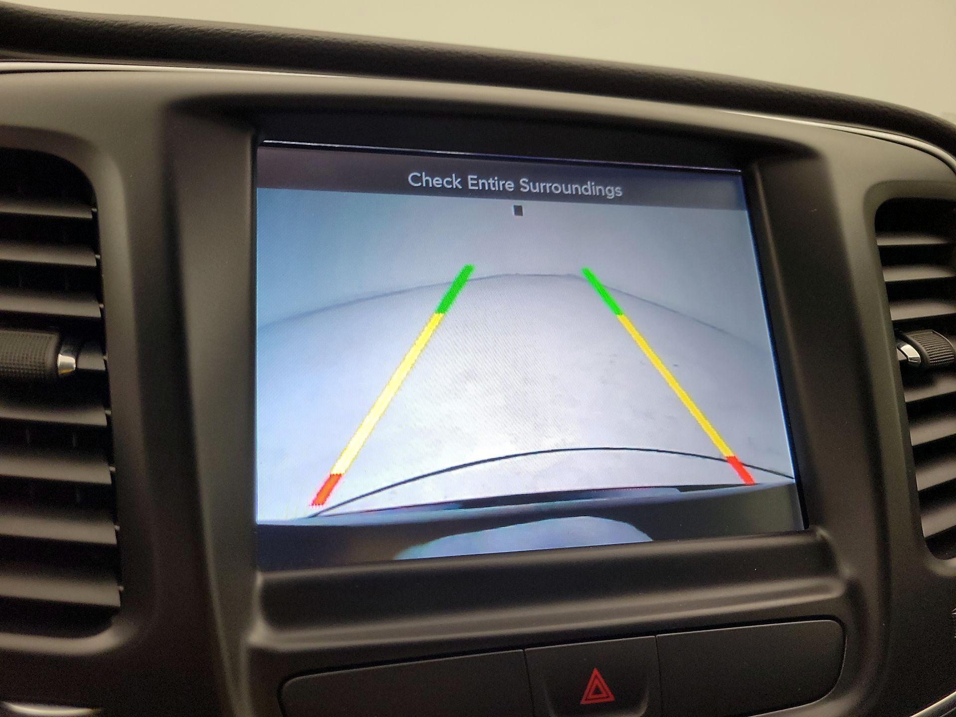 Thumbnail: 2017 Chrysler 200 - 14