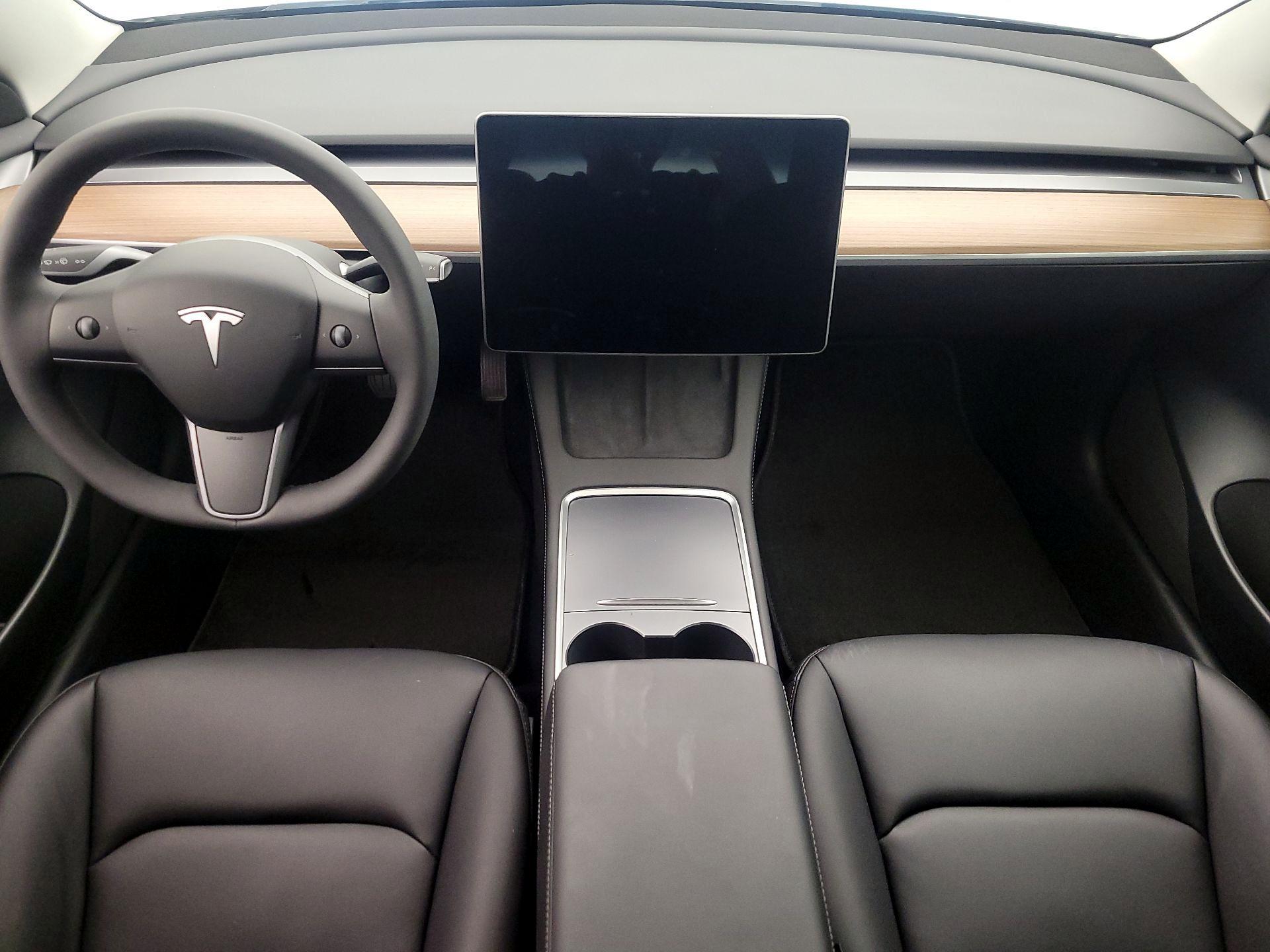 Thumbnail: 2023 Tesla Model 3 - 9