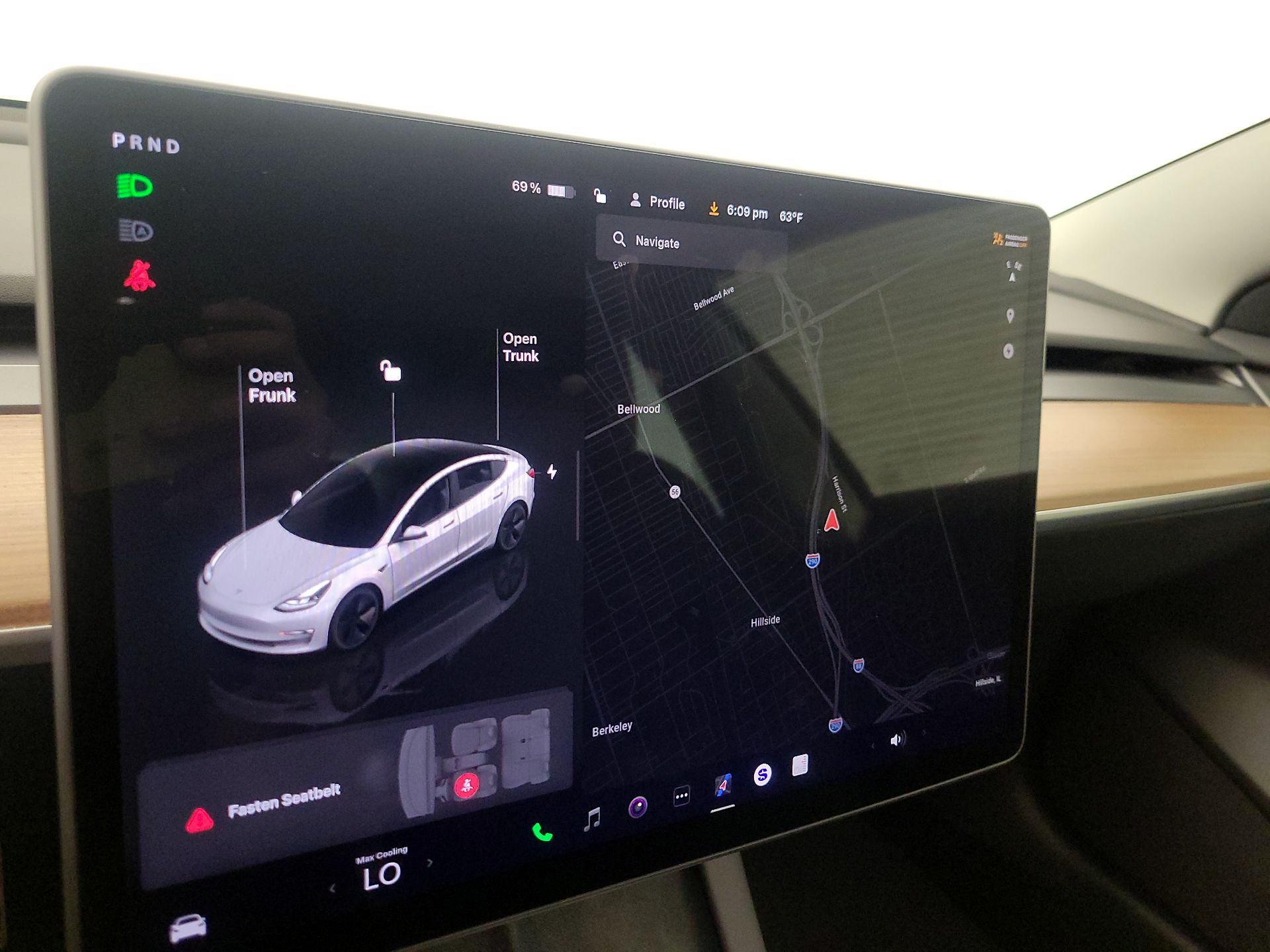 Thumbnail: 2023 Tesla Model 3 - 13