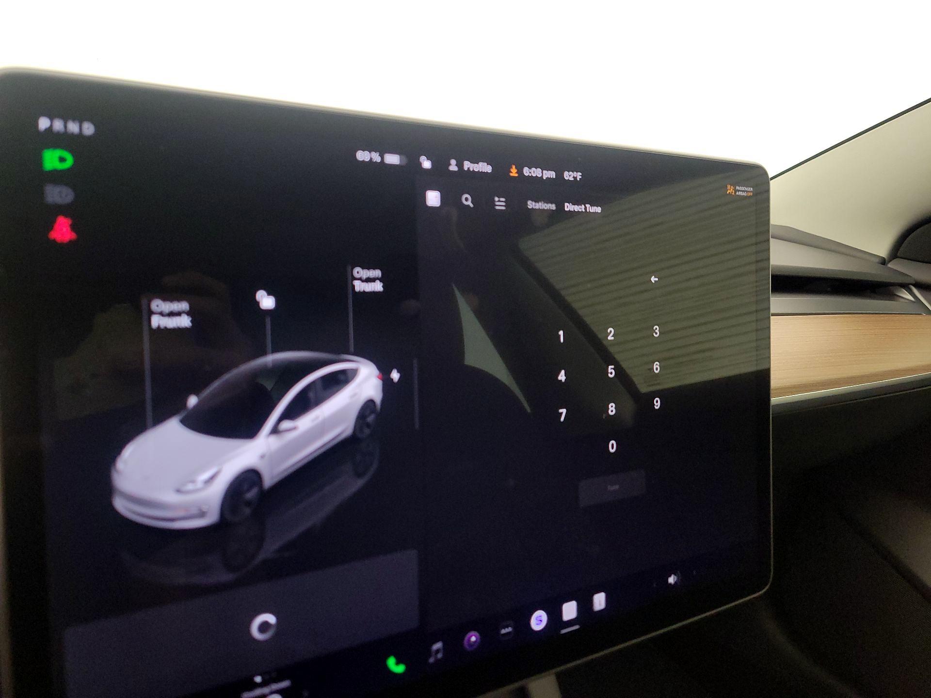 Thumbnail: 2023 Tesla Model 3 - 15